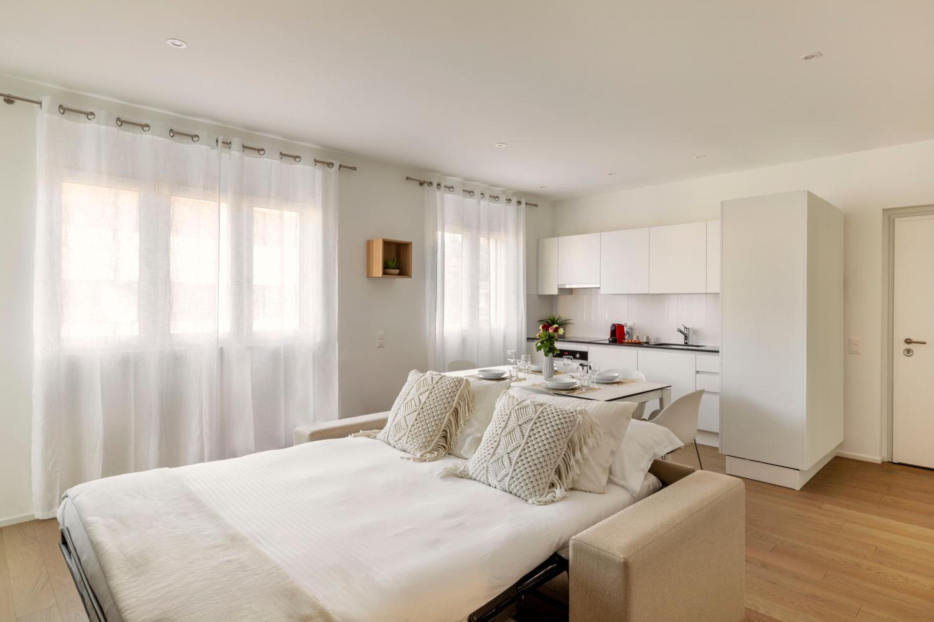 Lugano Superior Suites - Free Parking