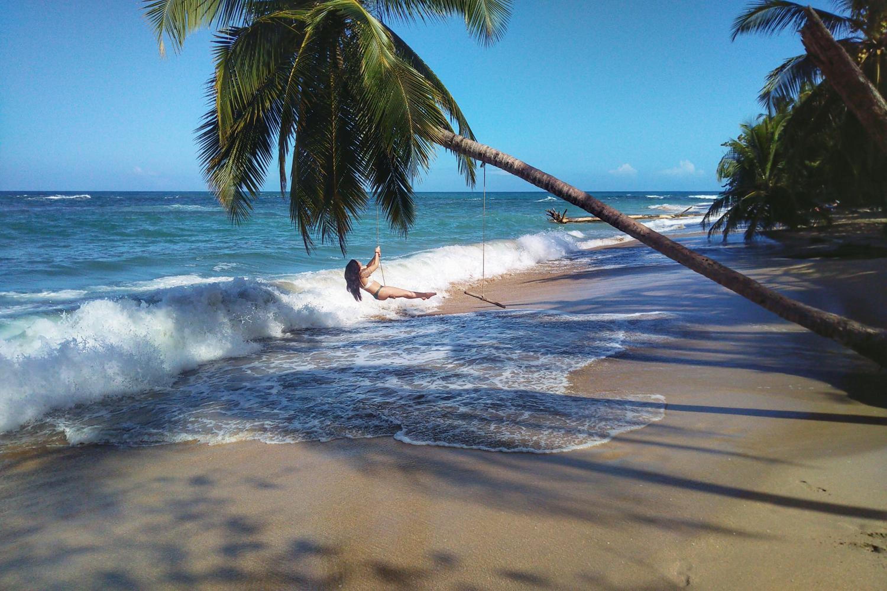 Cocoa Jungle Art Villa 8 min by car from Cocles Beach