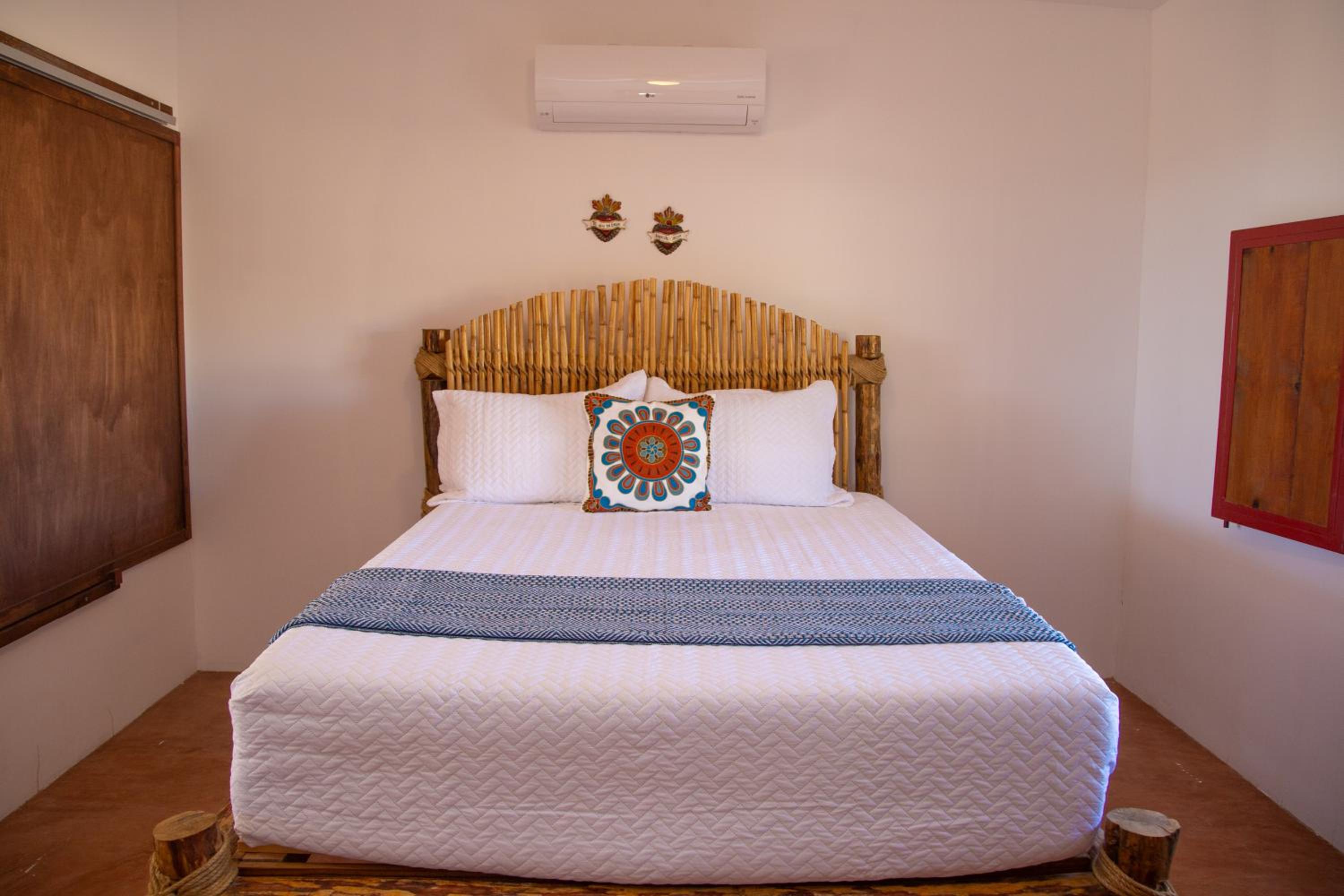 Cerritos Oceanview Condos - Hacienda Del Toro