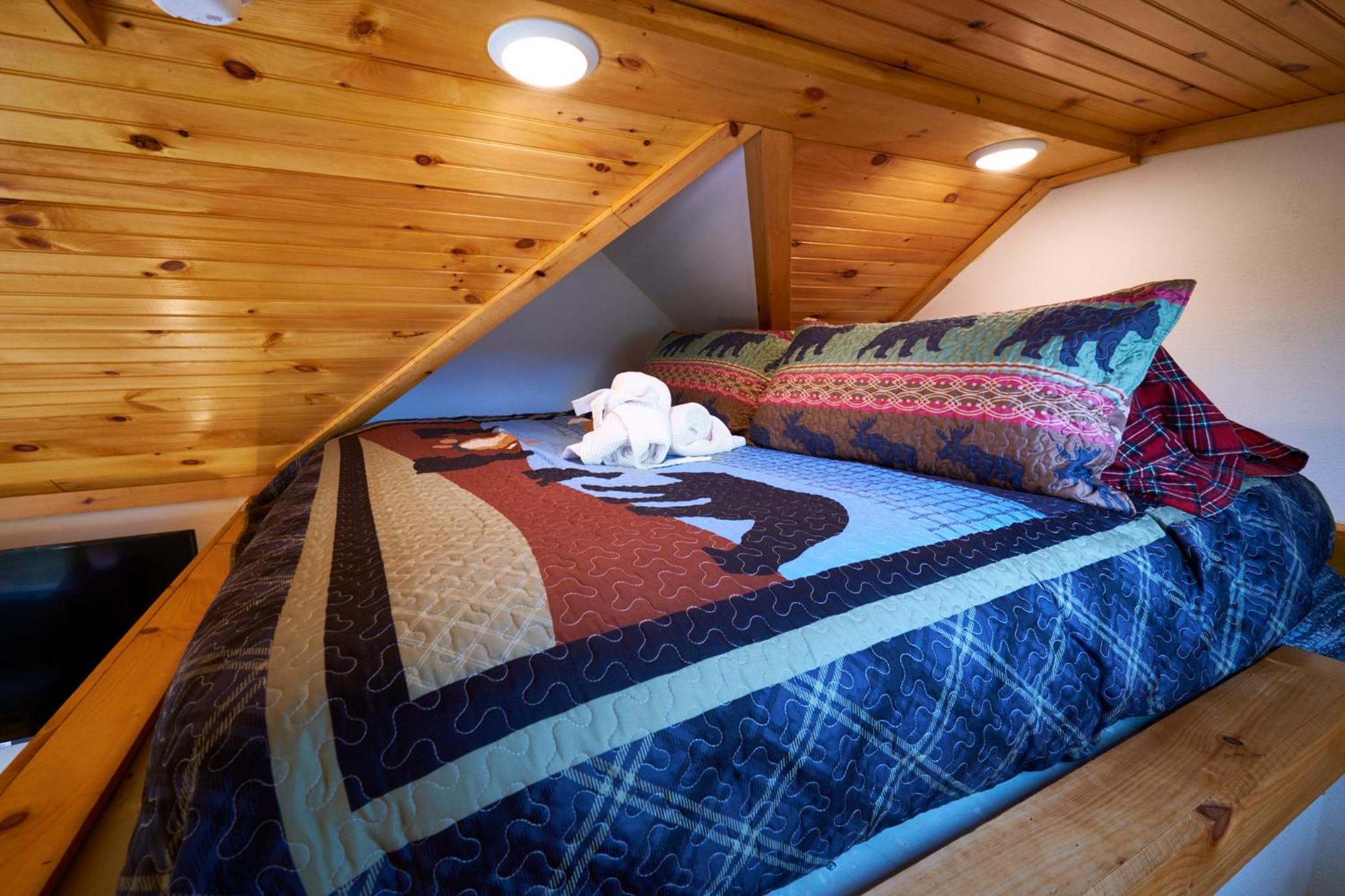 Creekwalk Inn Bed and Breakfast with Cabins view 4