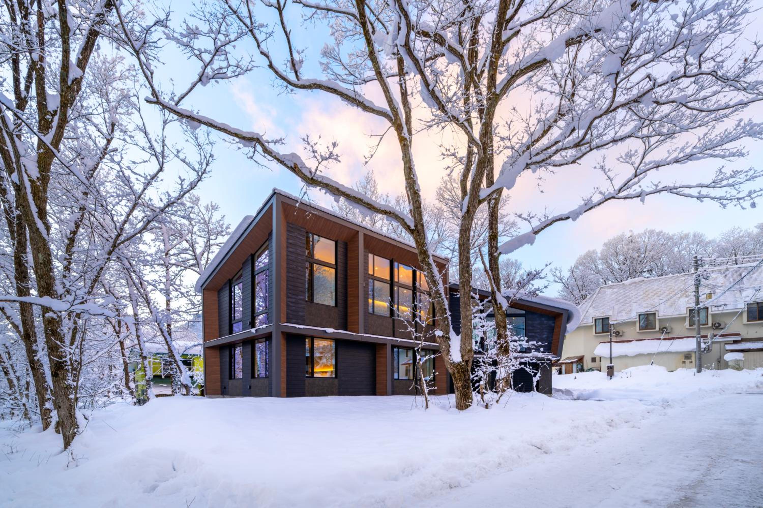Villa Lily by Hakuba White Fox Company
