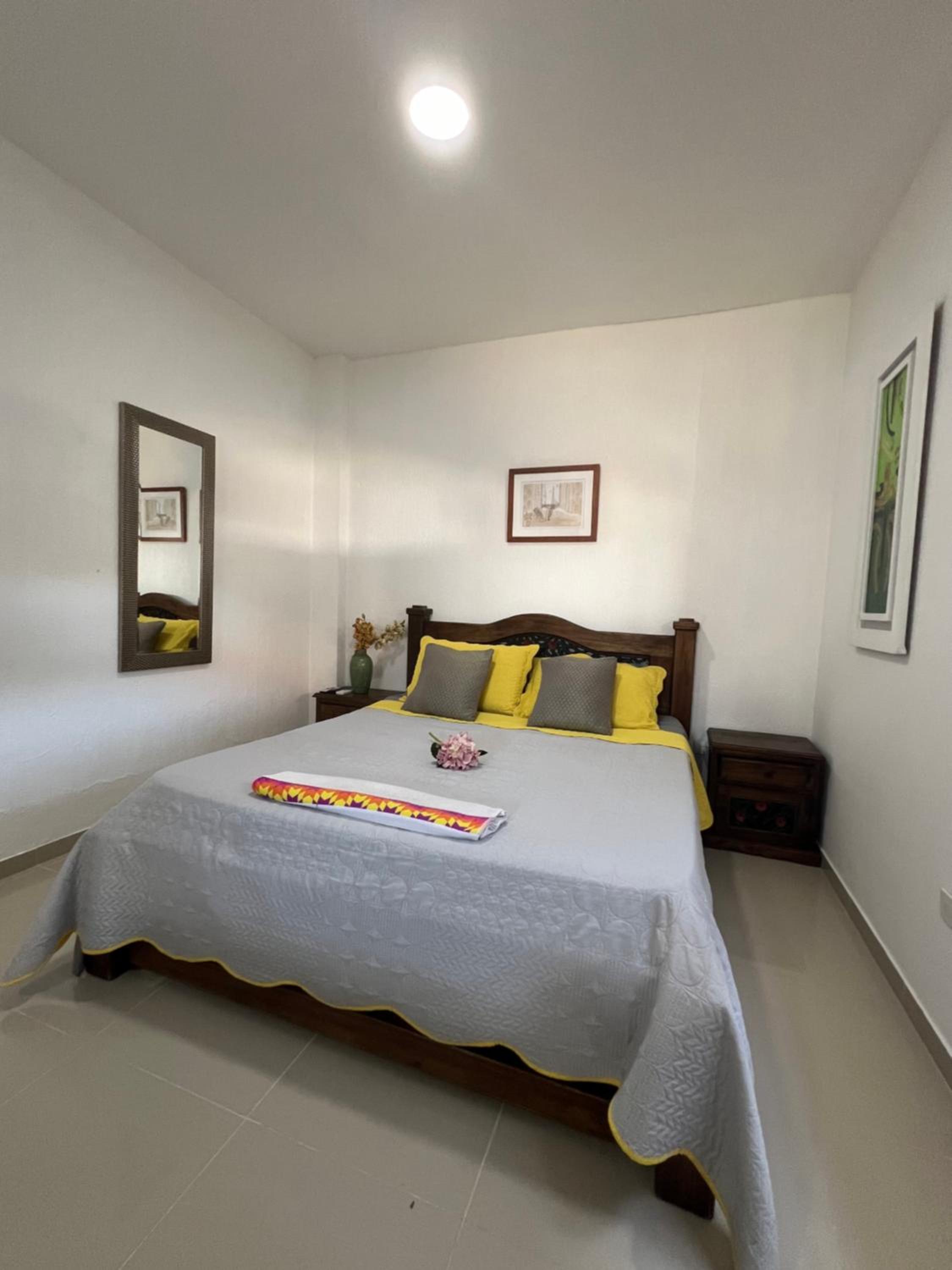 VILLA MERCEDES 3