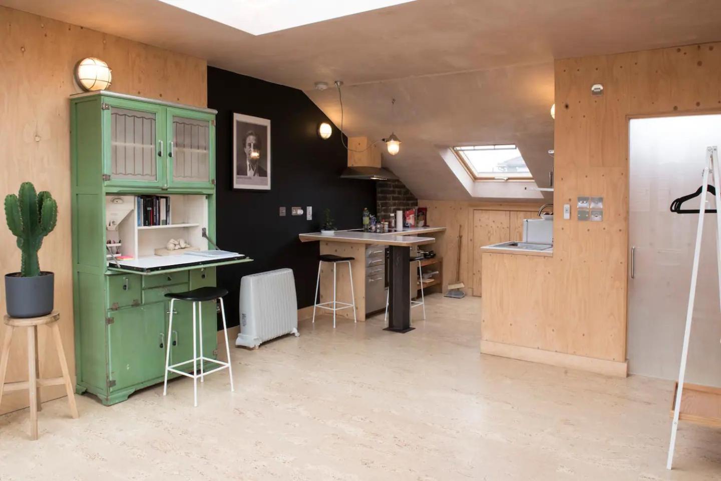 Stunning studio loft in Brixton, London