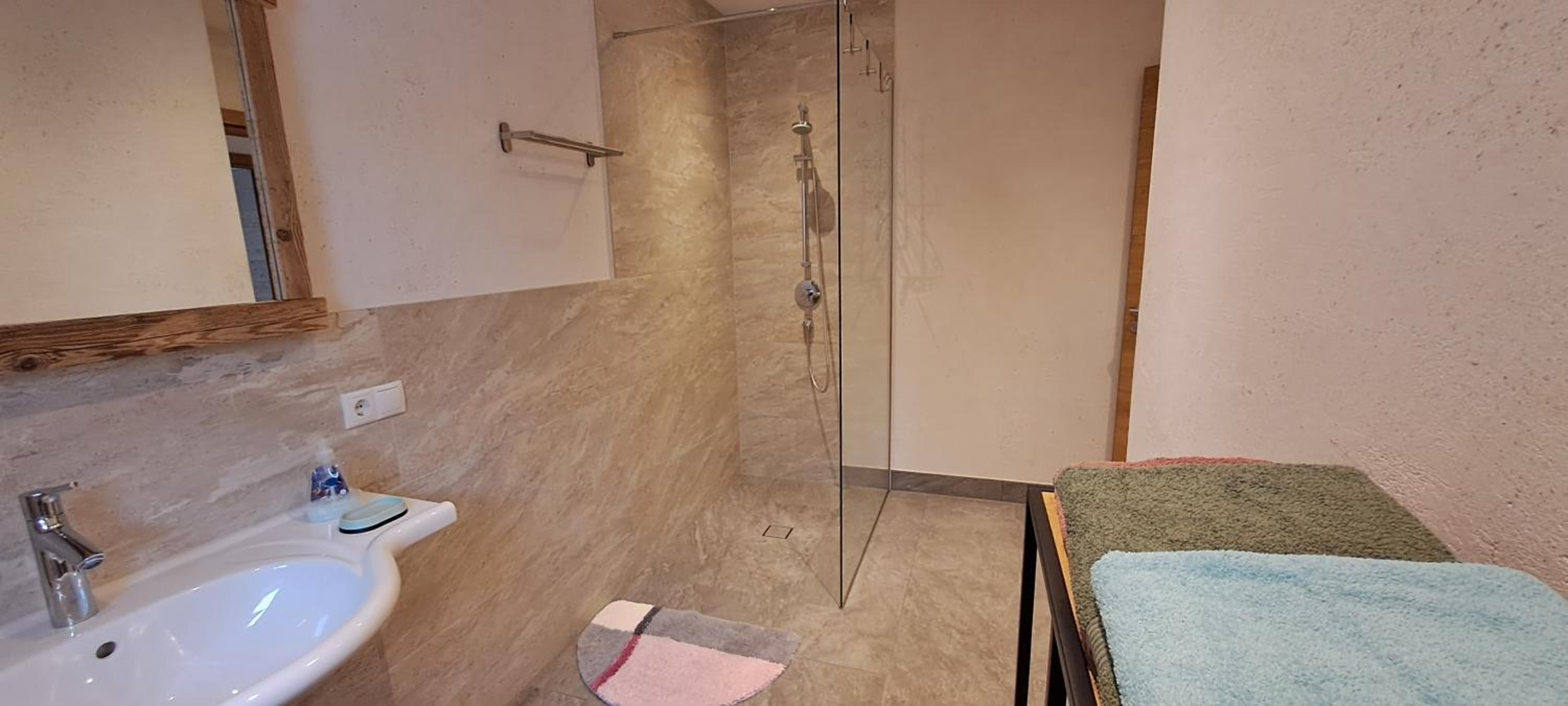 Photo 38