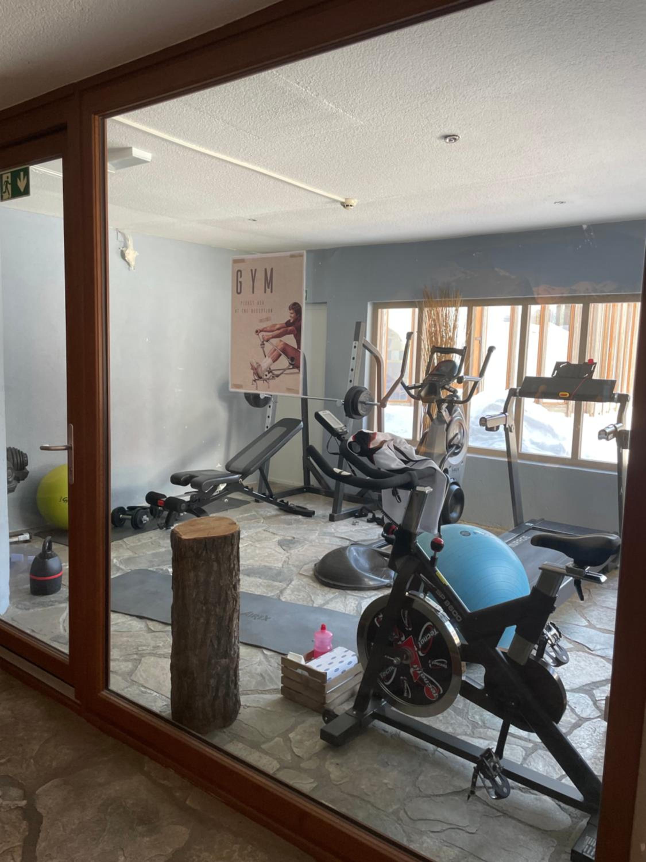 Photo 18