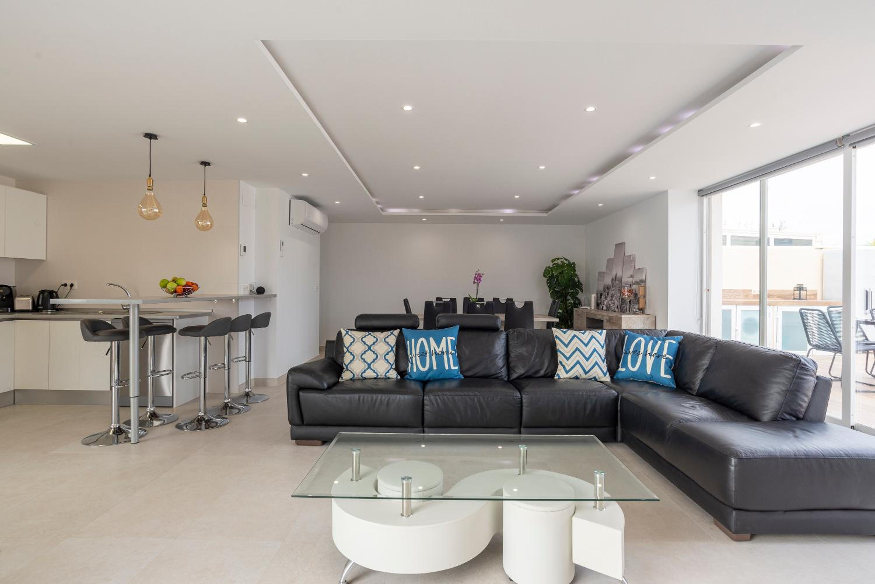 Seafront Luxury Penthouse Torrox Costa
