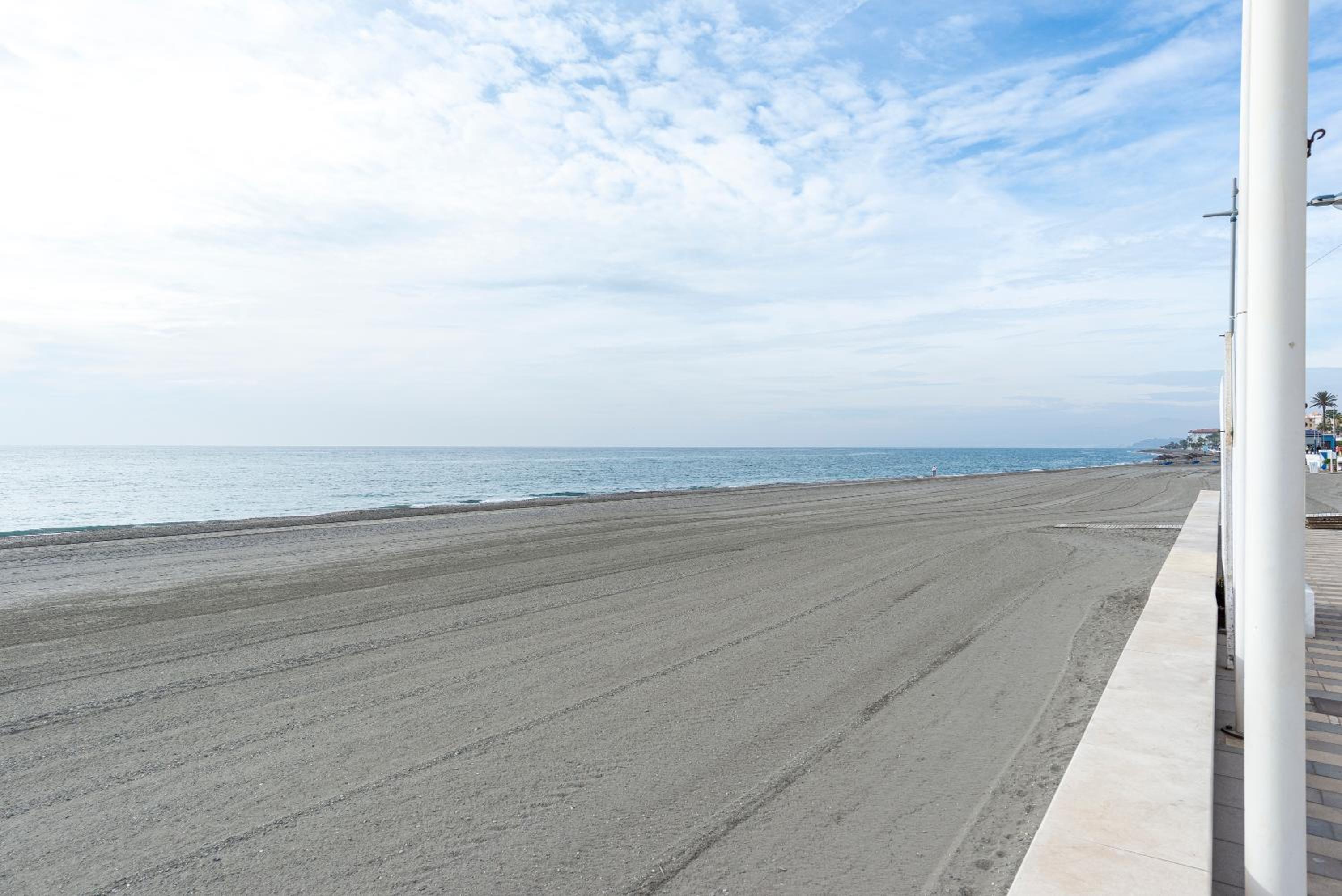 Seafront Luxury Penthouse Torrox Costa
