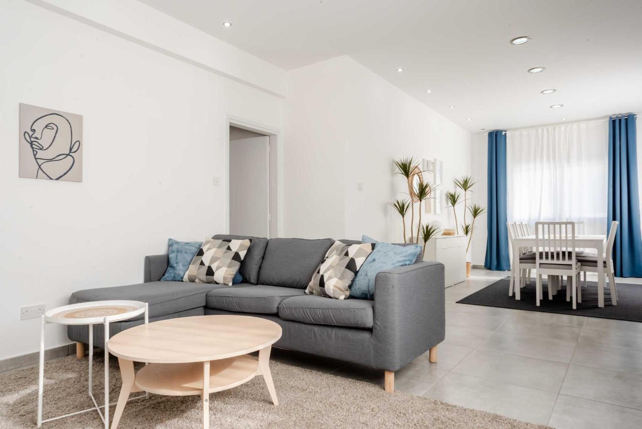 Kition City Apartments - Central Location