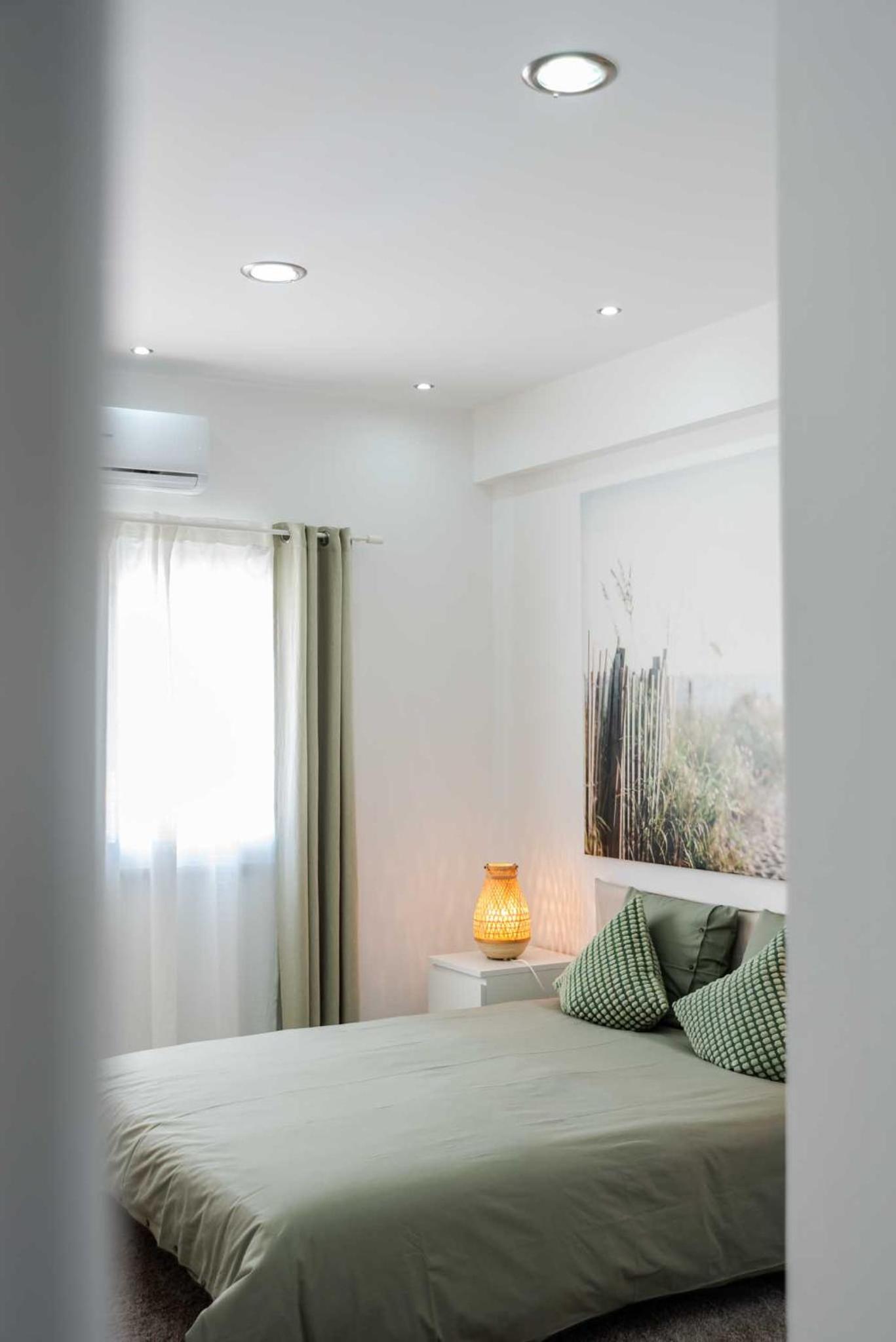 Kition City Apartments - Central Location
