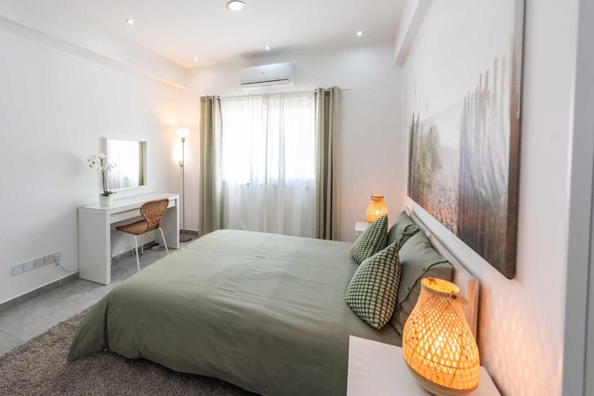 Kition City Apartments - Central Location