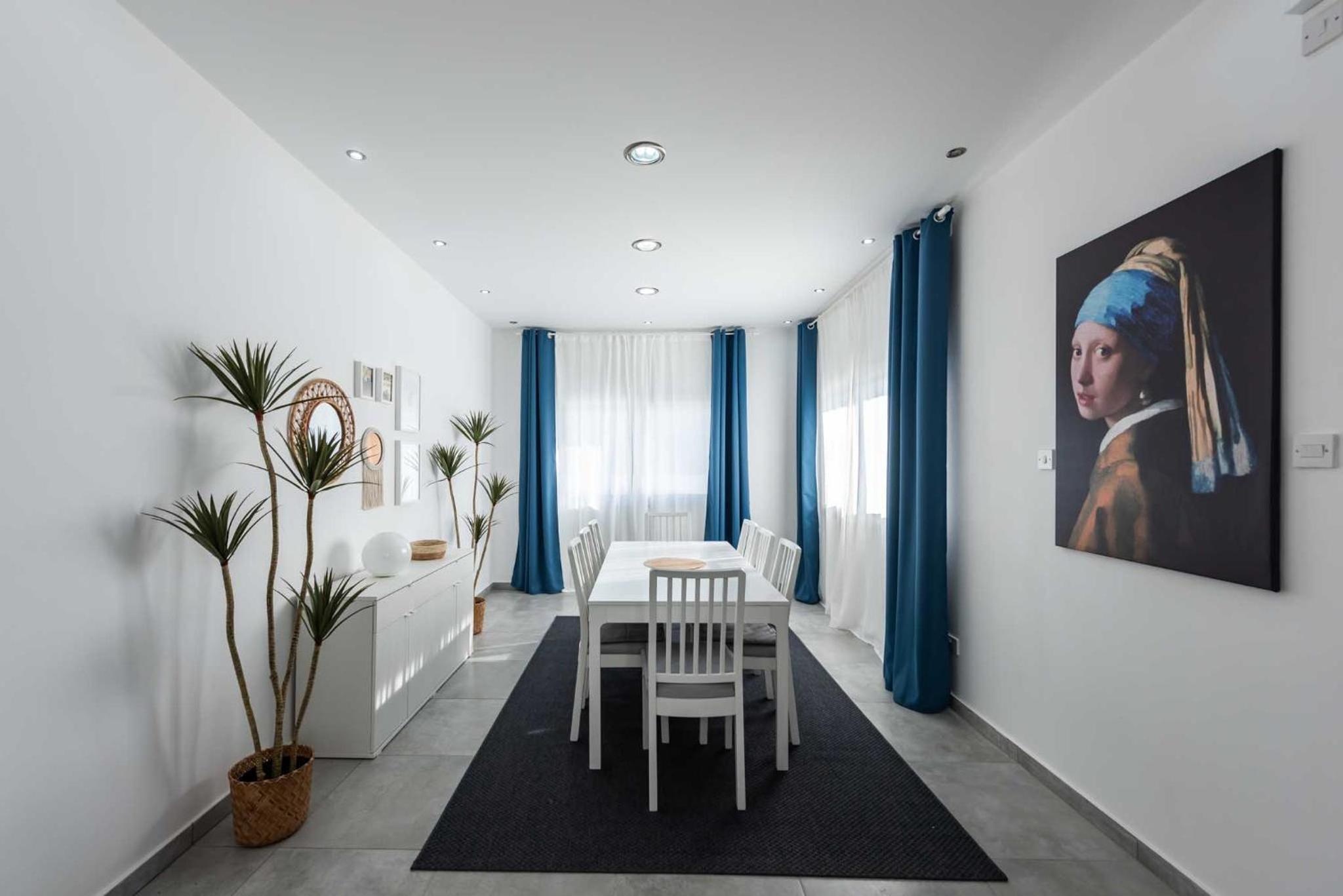 Kition City Apartments - Central Location
