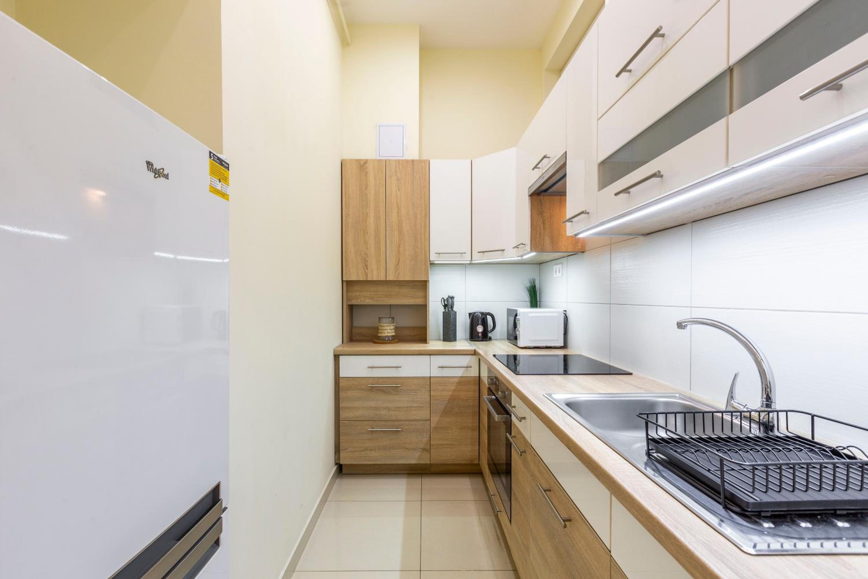 Spacious Bajcsy Residence in the heart of Budapest view 3