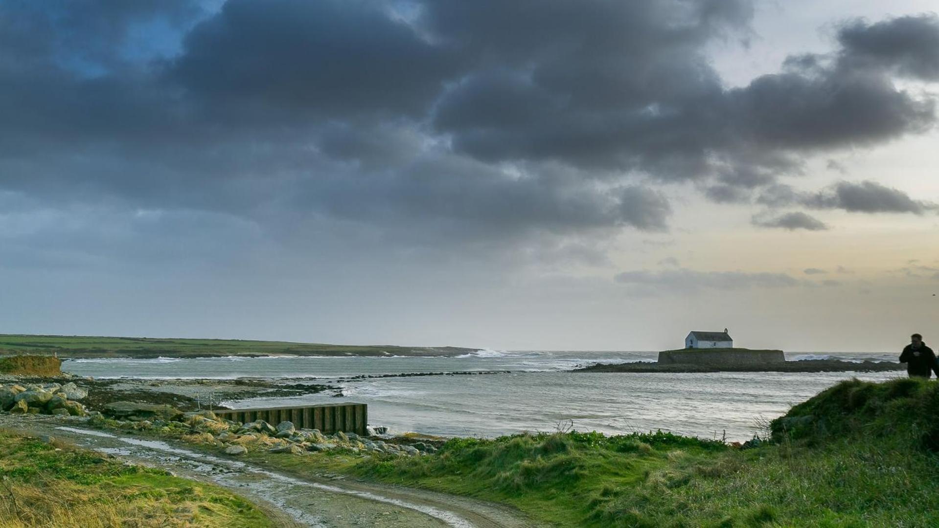 Ty Cwyfan view 4