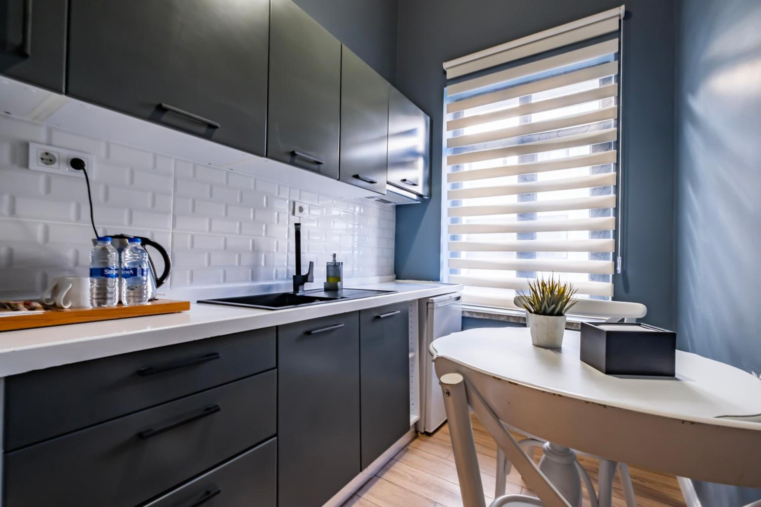 Selvese Suites, Serviced Living in Galata