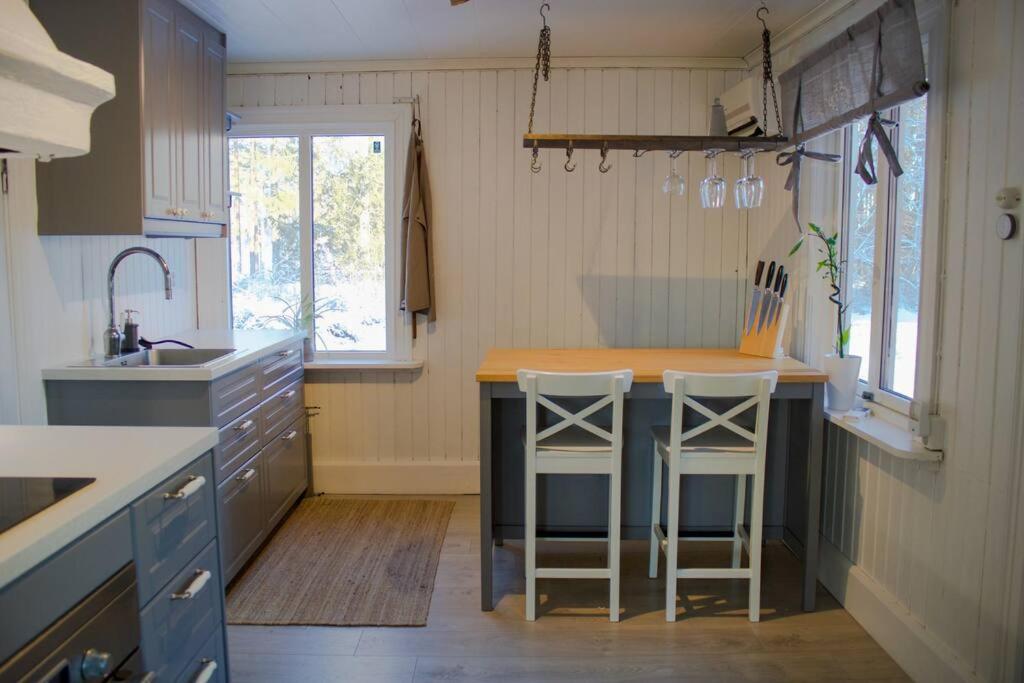 Baking Lodge view 5