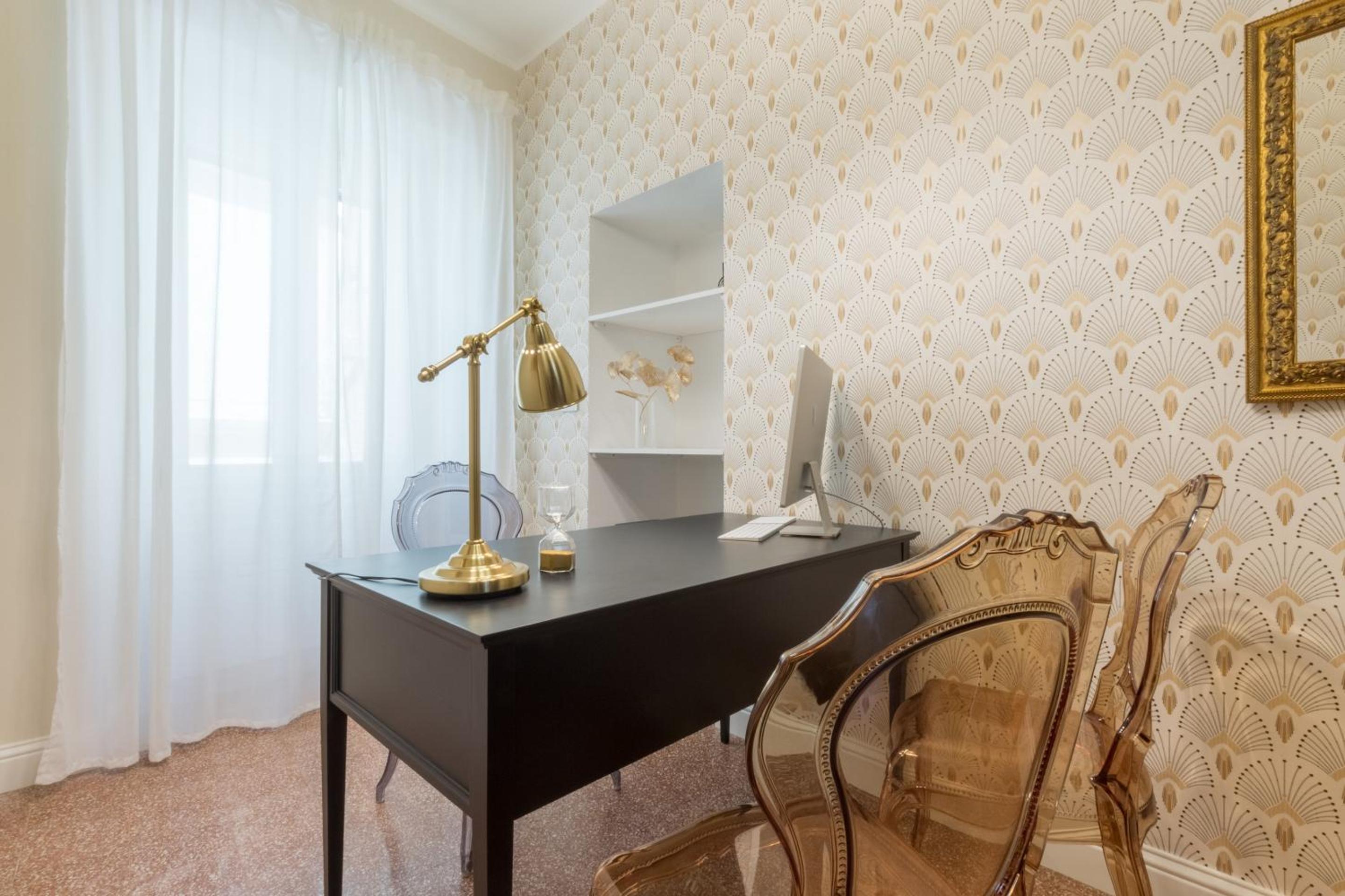 Casa dei Liuti Luxury GuestHouse view 2
