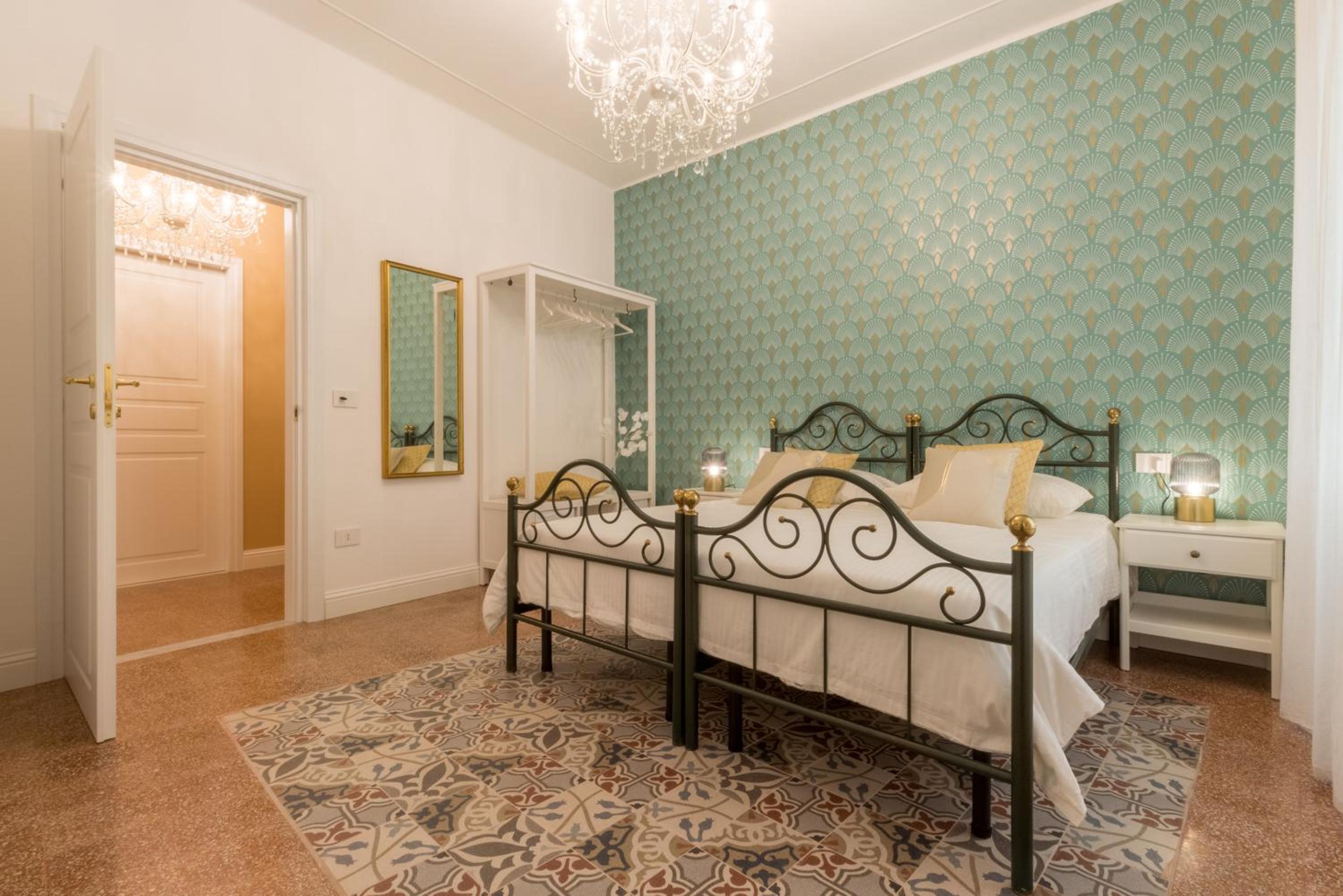 Casa dei Liuti Luxury GuestHouse view 3