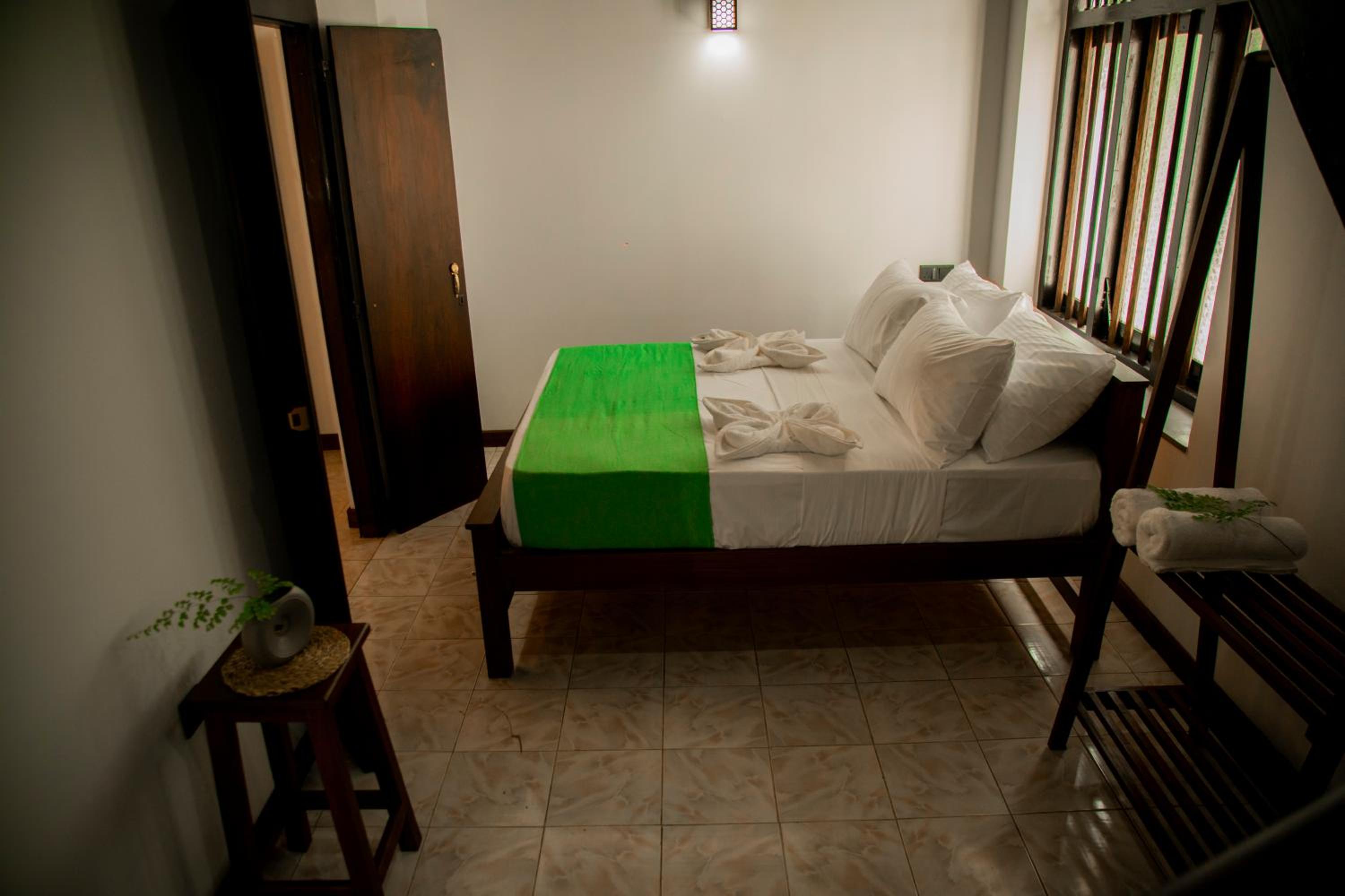 Photo 43