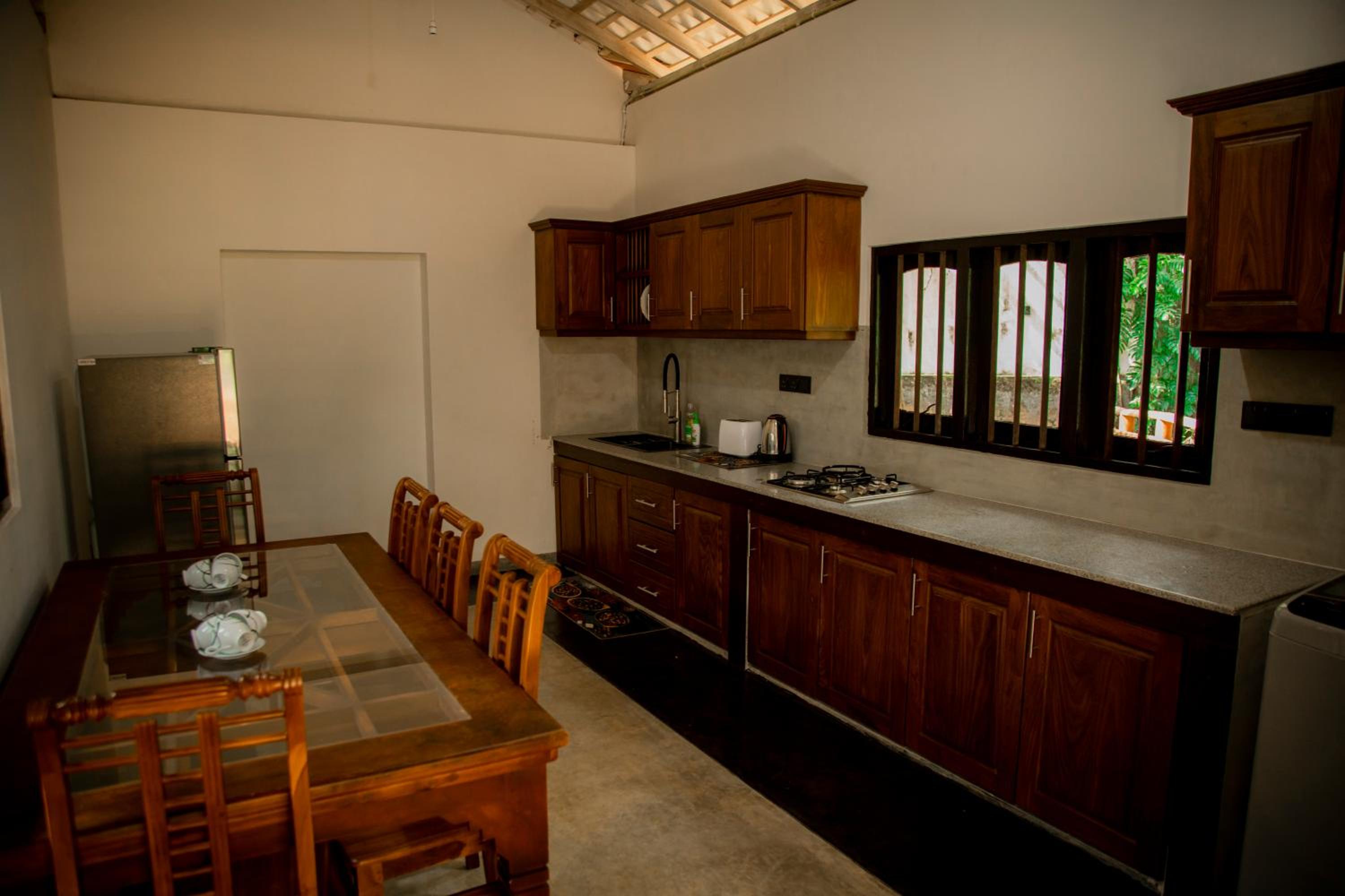 Woradi Solitude Bungalow view 5