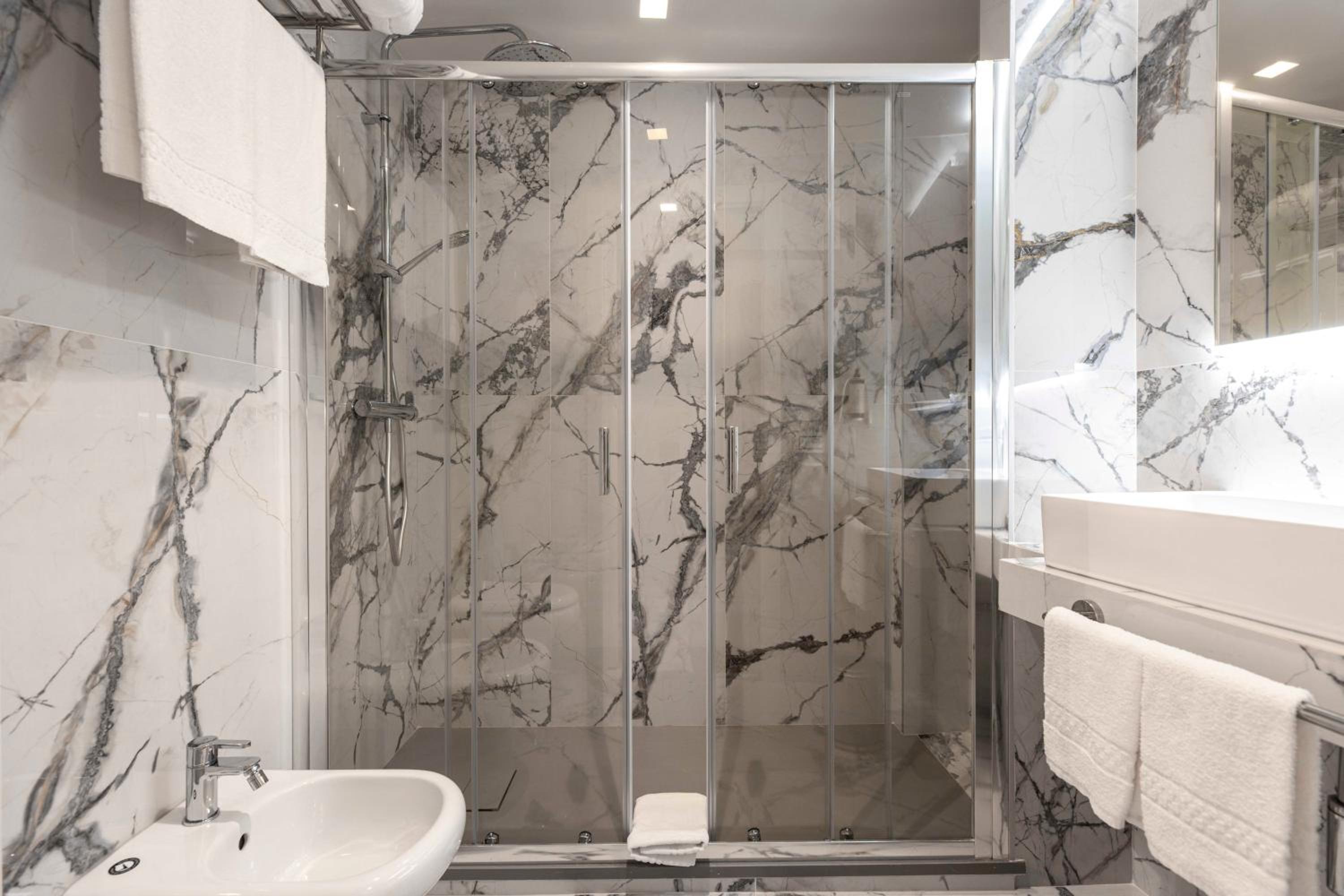 Home at Rome Luxury Navona Guest House 2