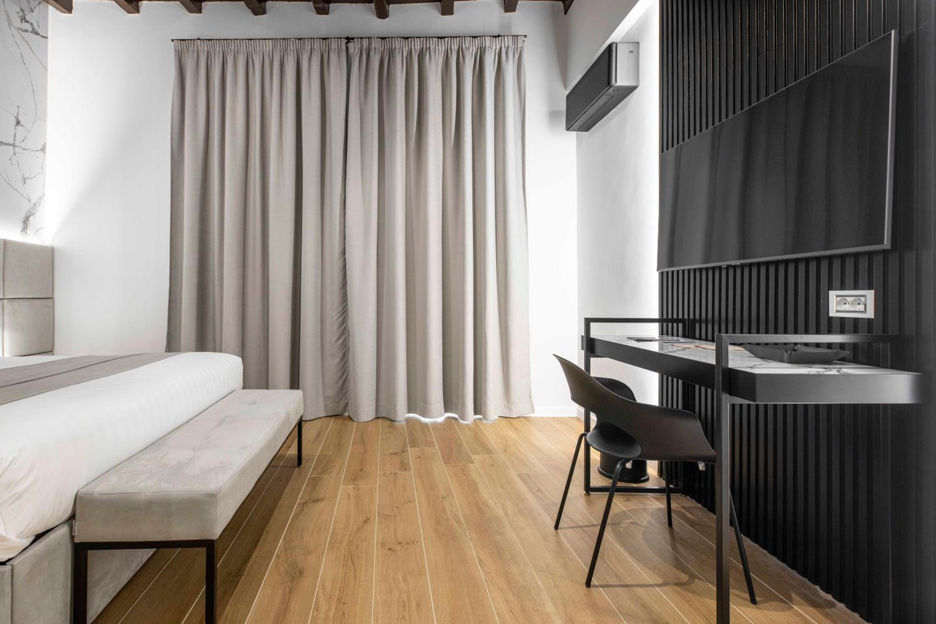 Home at Rome Luxury Navona Guest House 2