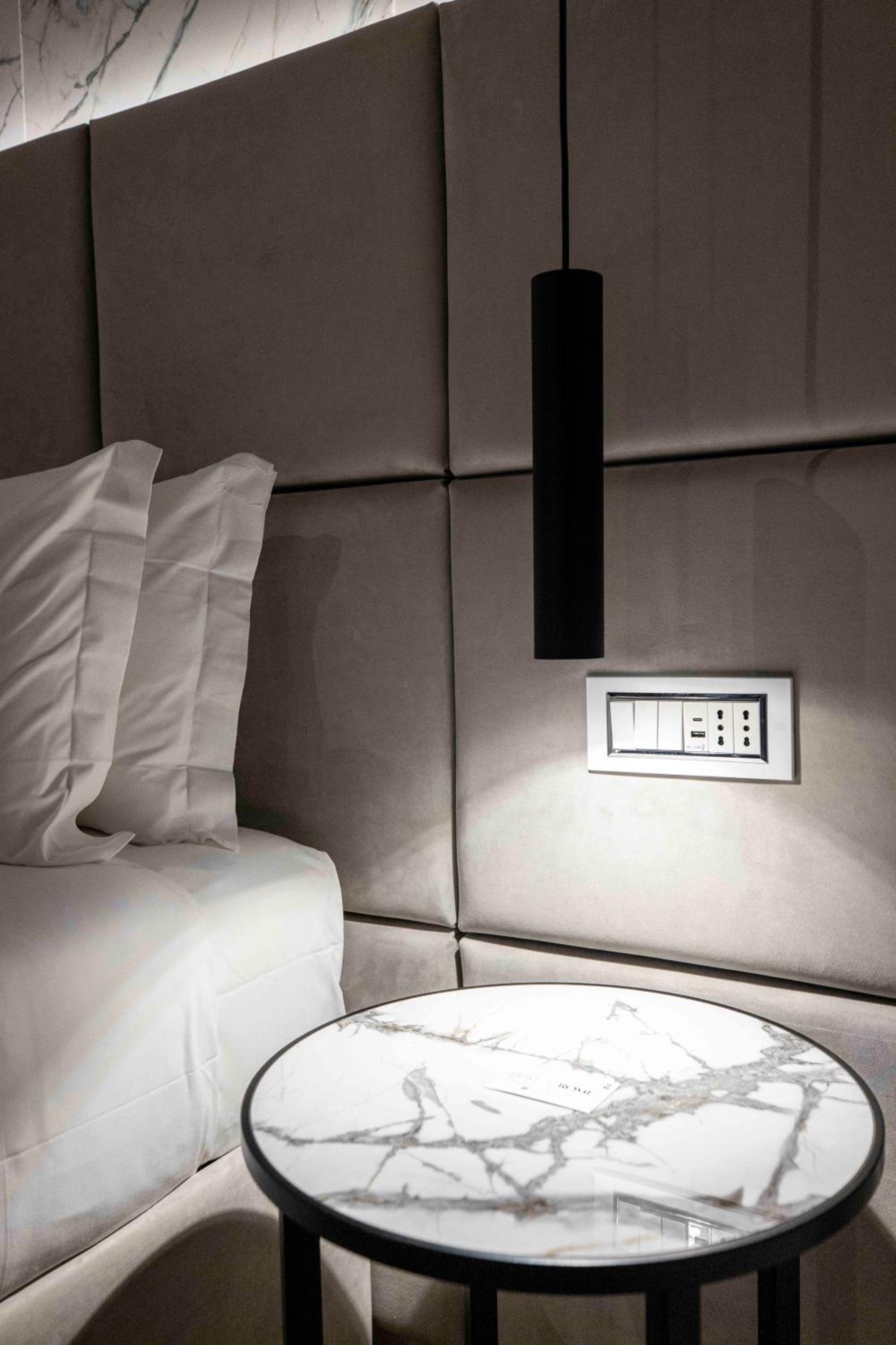 Home at Rome Luxury Navona Guest House 2