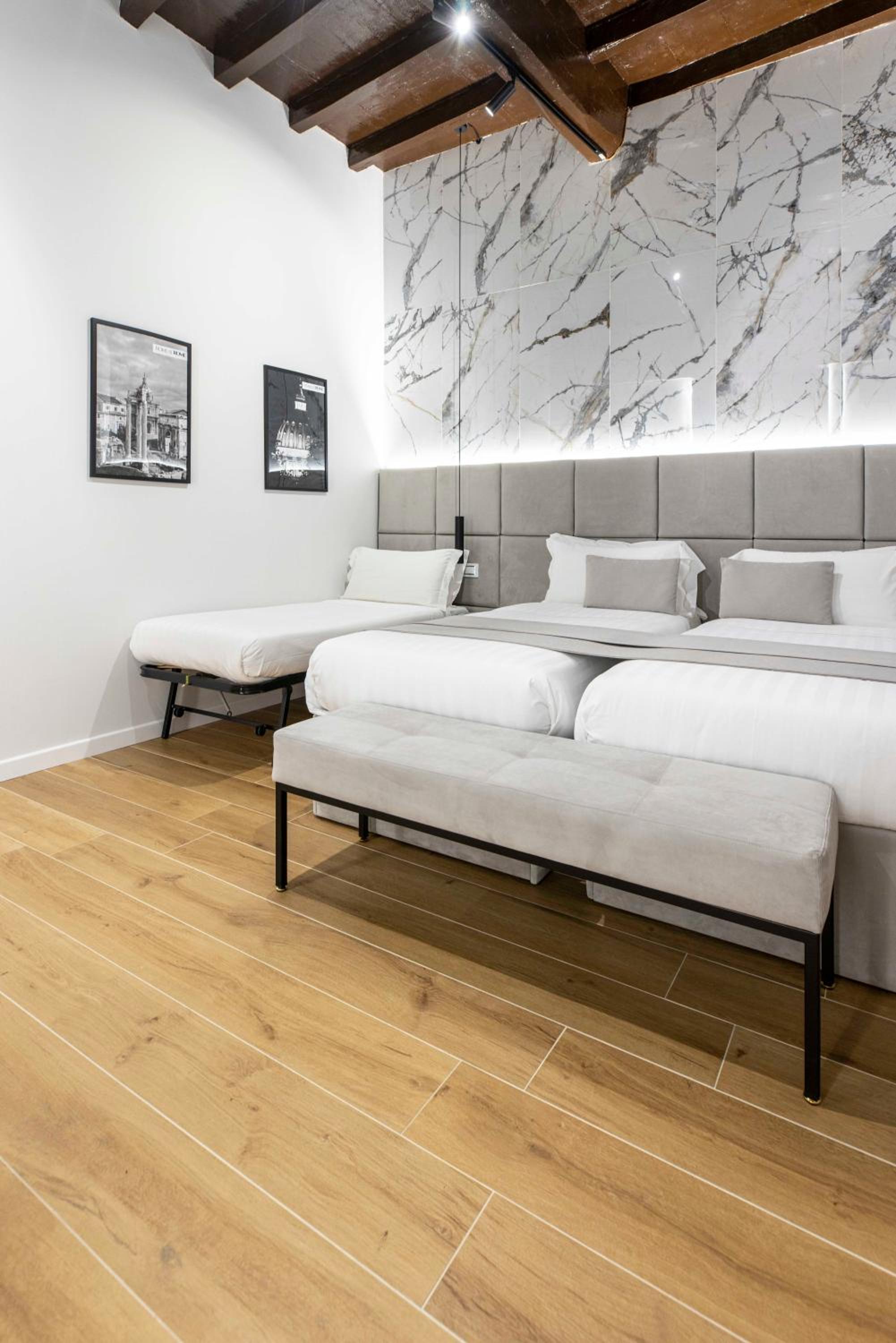 Home at Rome Luxury Navona Guest House 2