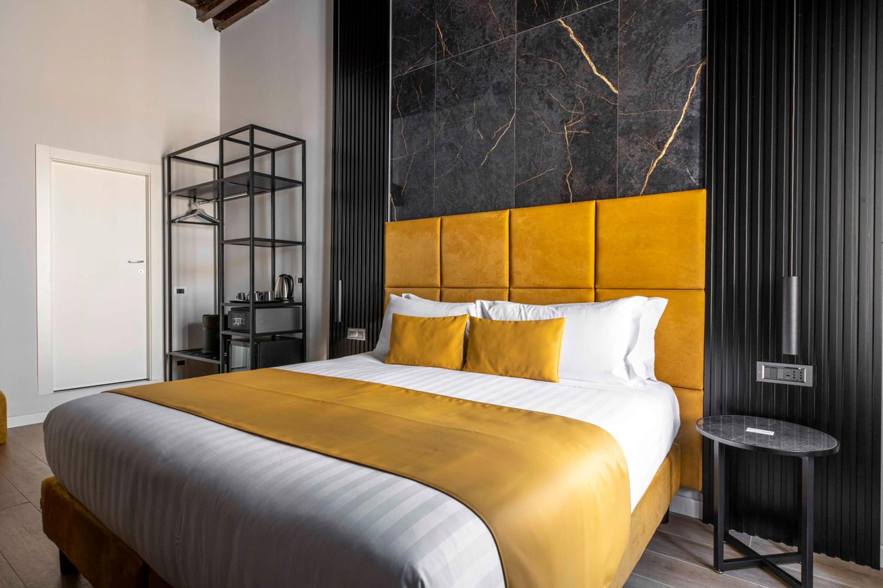 Home at Rome Luxury Navona Guest House 2