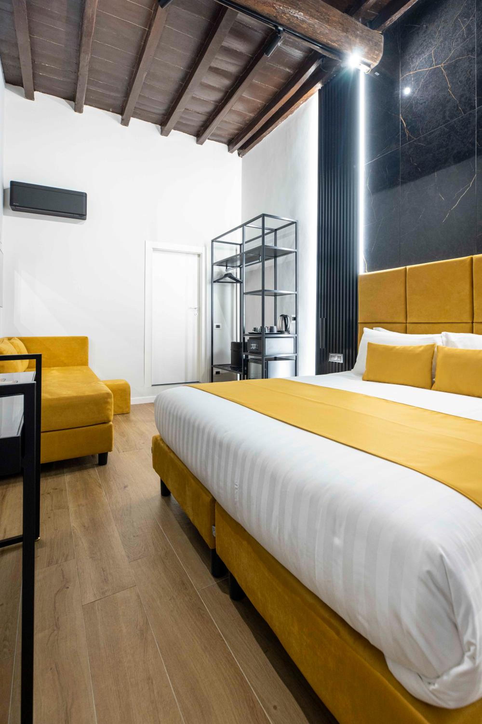 Home at Rome Luxury Navona Guest House 2