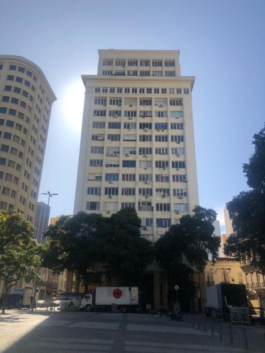 Centro historico: vista praca igreja e cristo NOVO