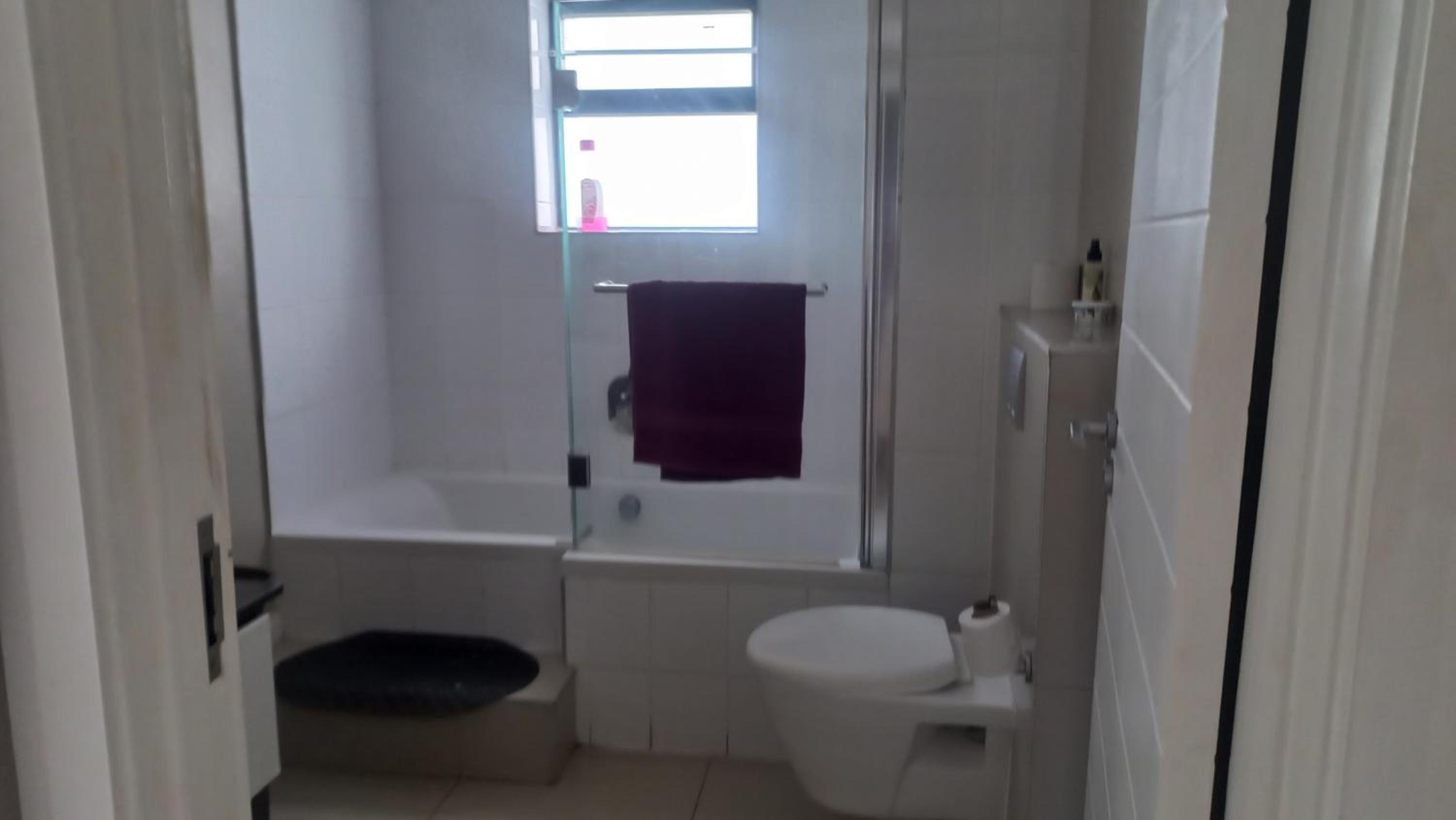2 bedroom morden apartment