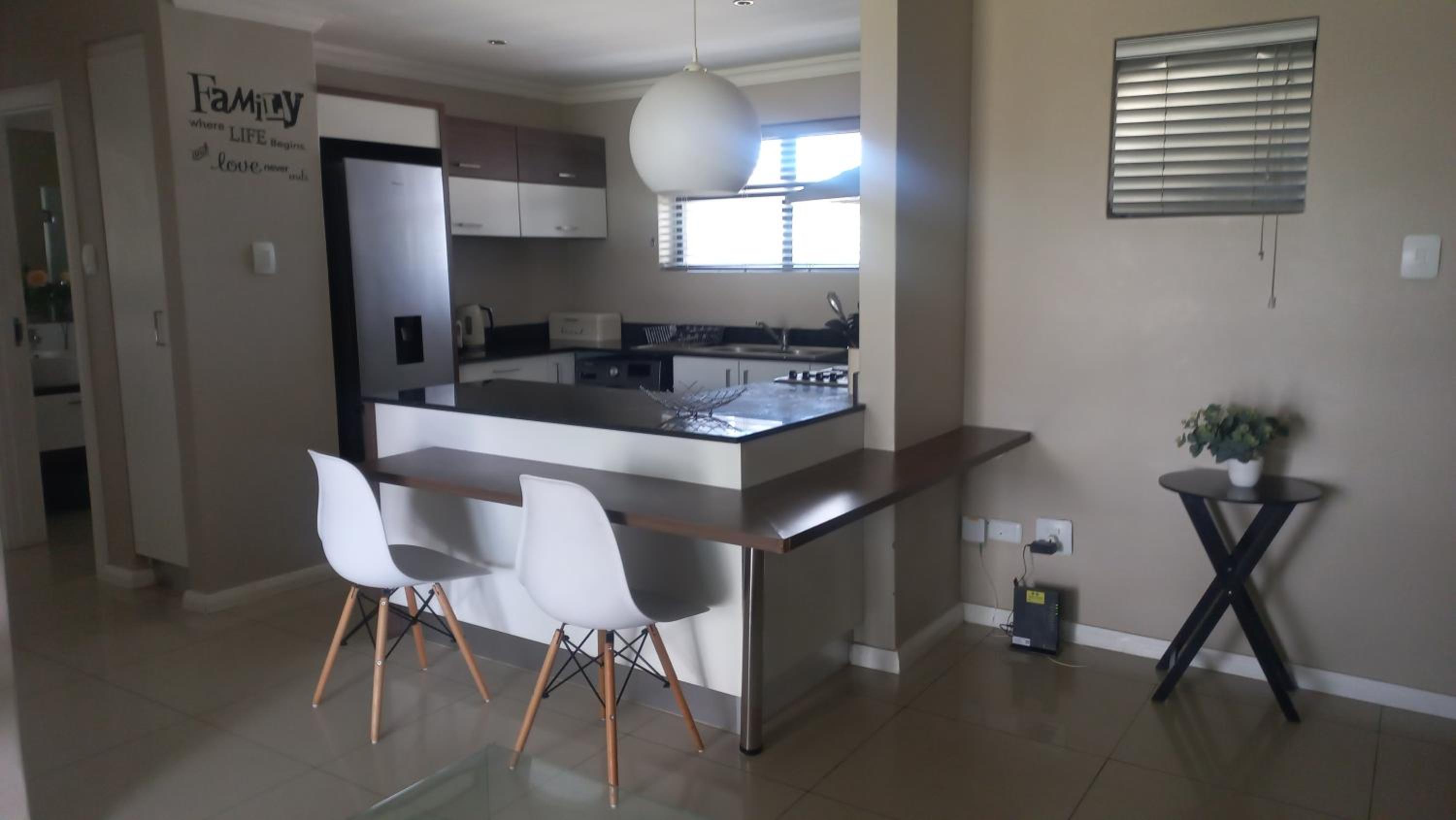 2 bedroom morden apartment