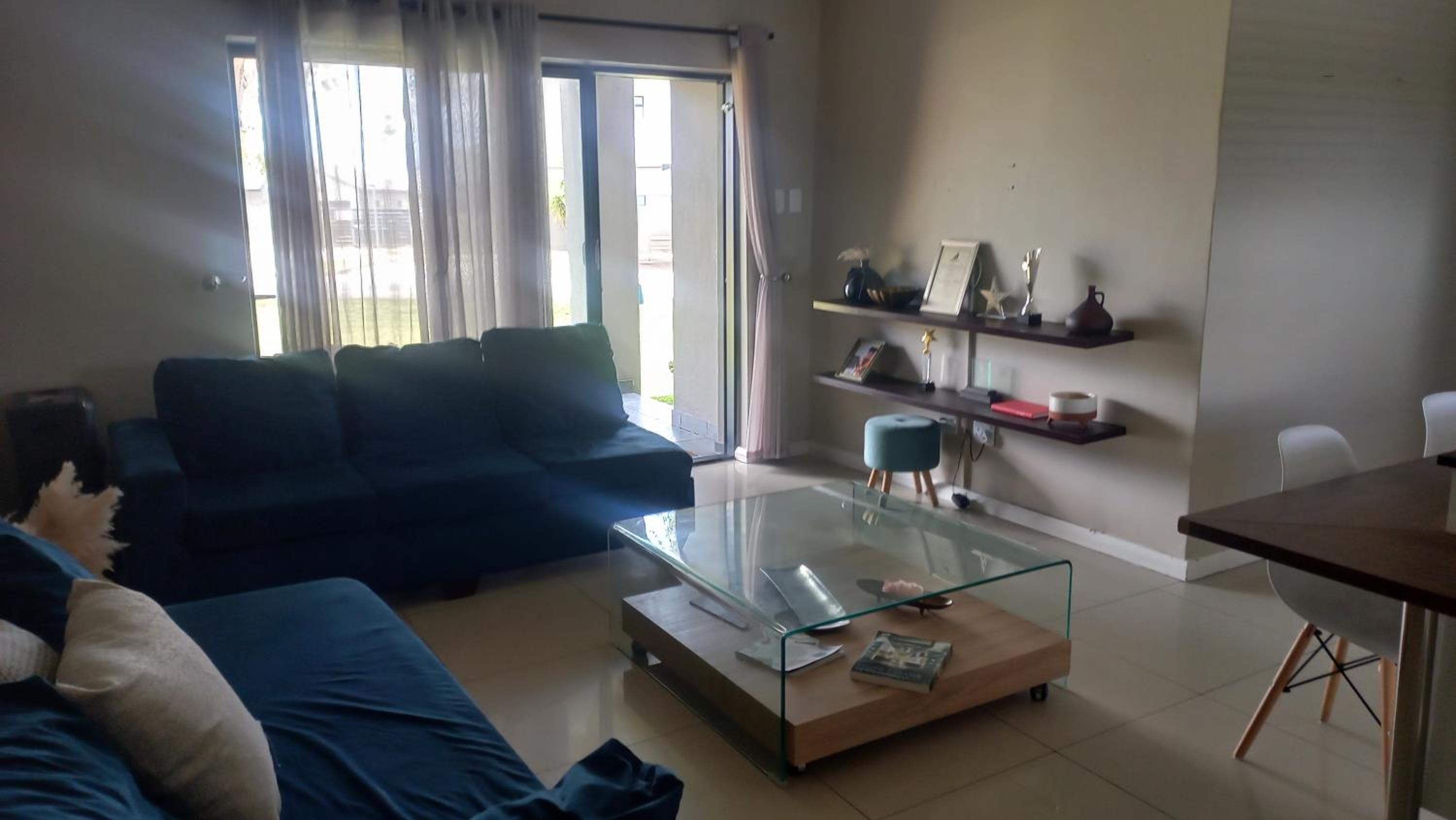 2 bedroom morden apartment