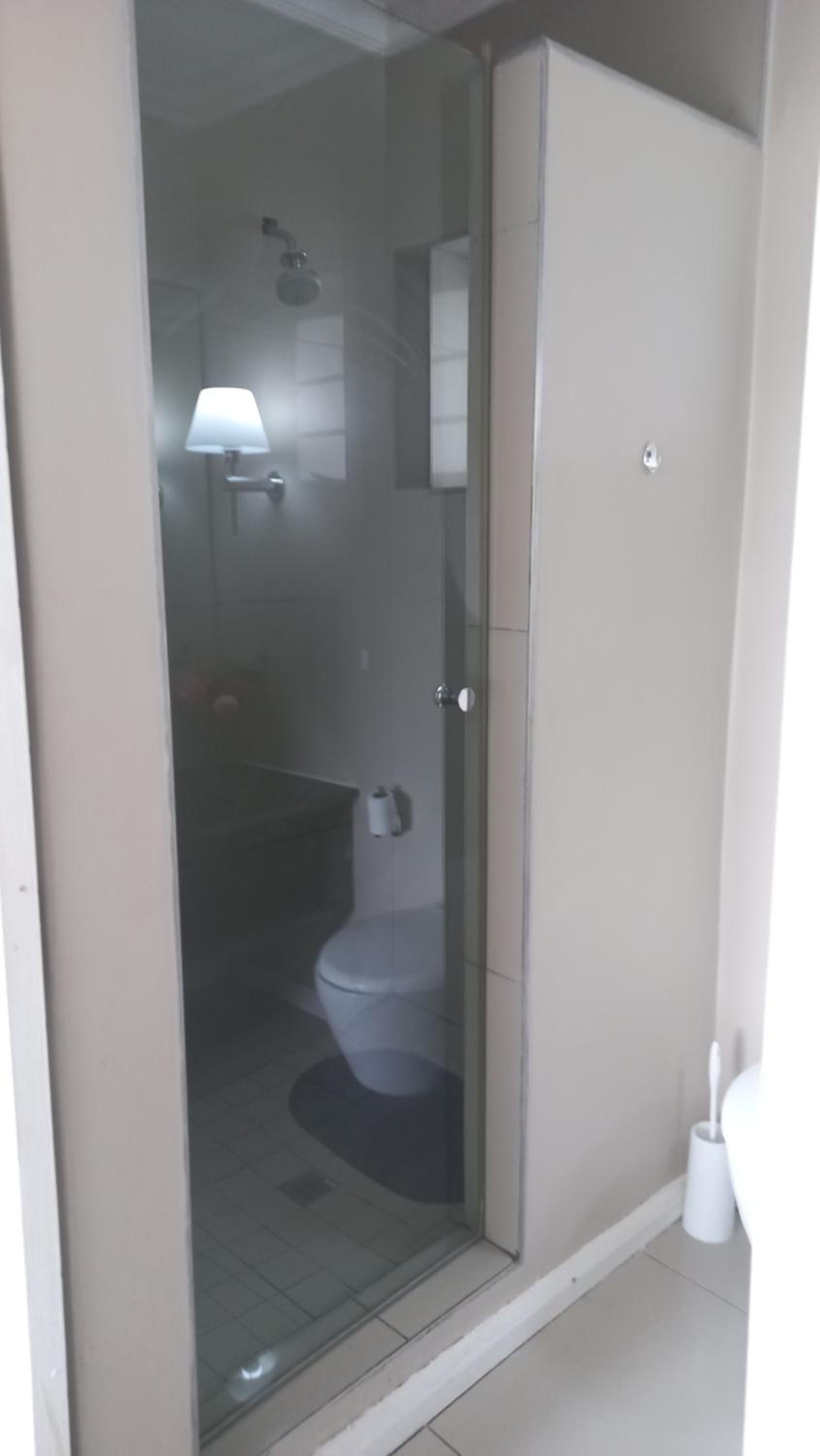 2 bedroom morden apartment