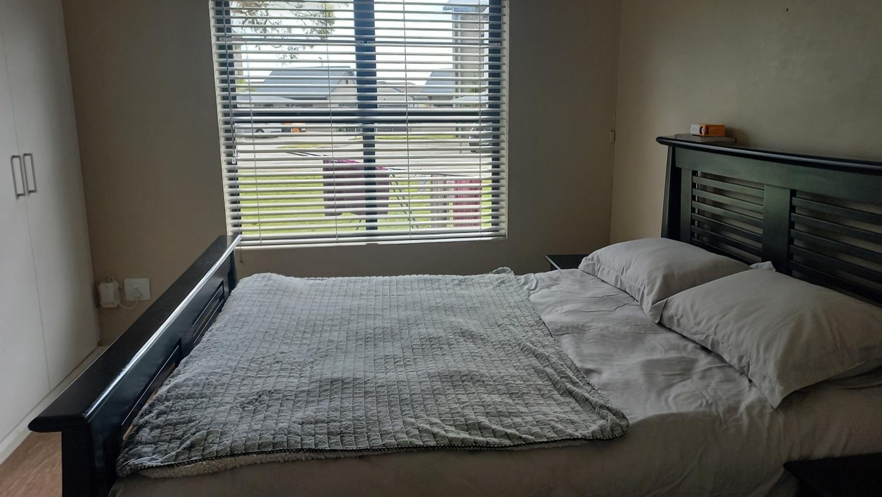 2 bedroom morden apartment