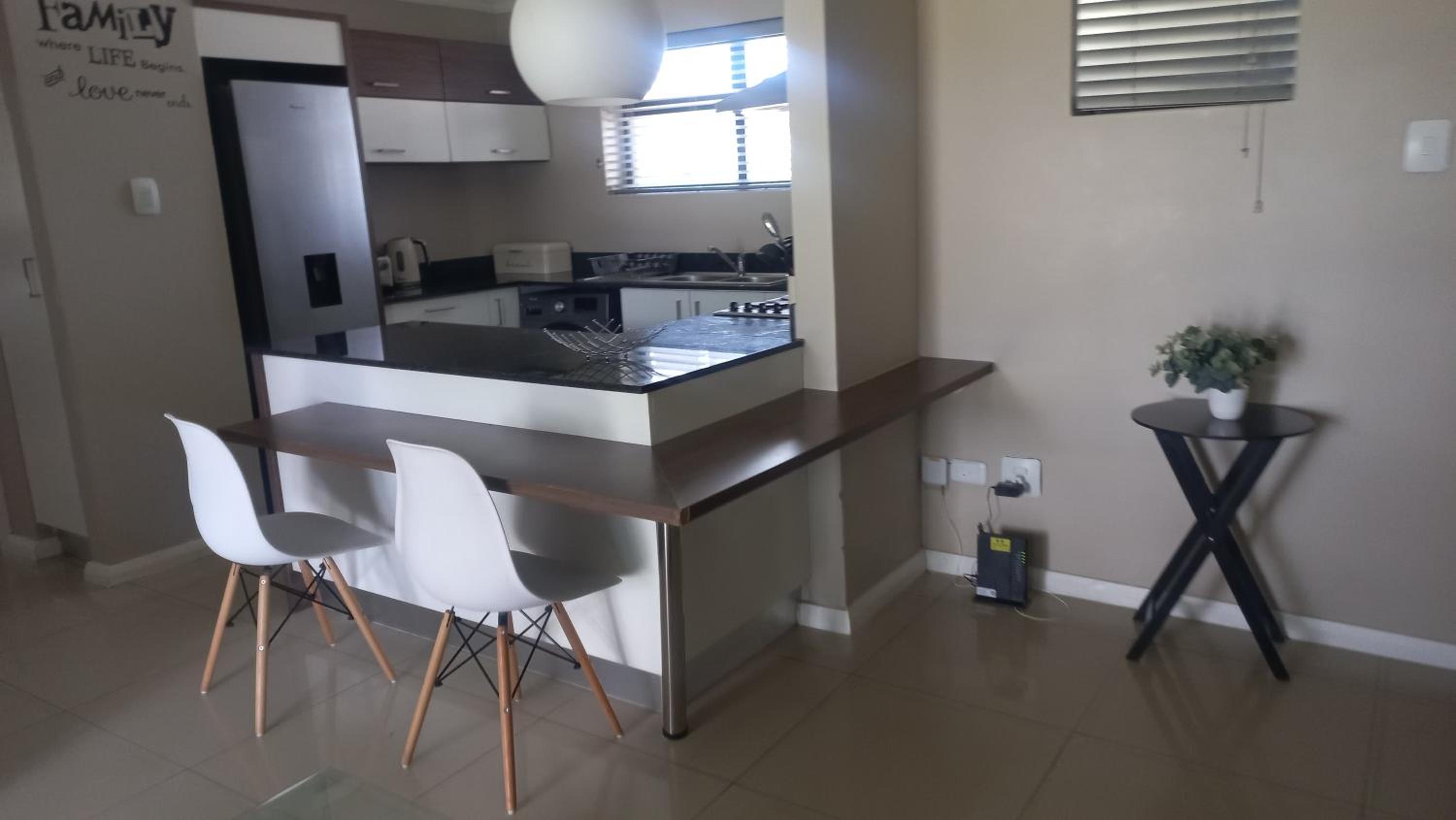 2 bedroom morden apartment