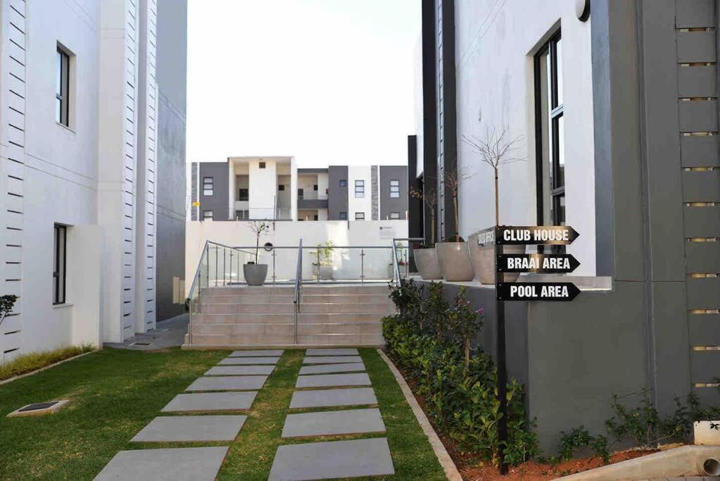 Midrand Cosy & Stylish Haven view 3