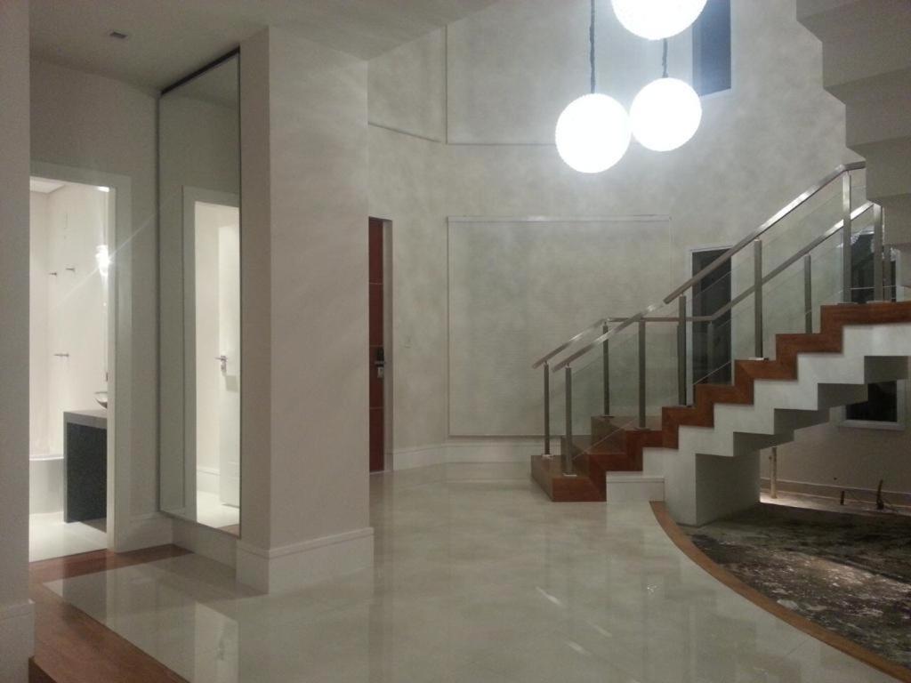 Casa alto padrão em Socorro
