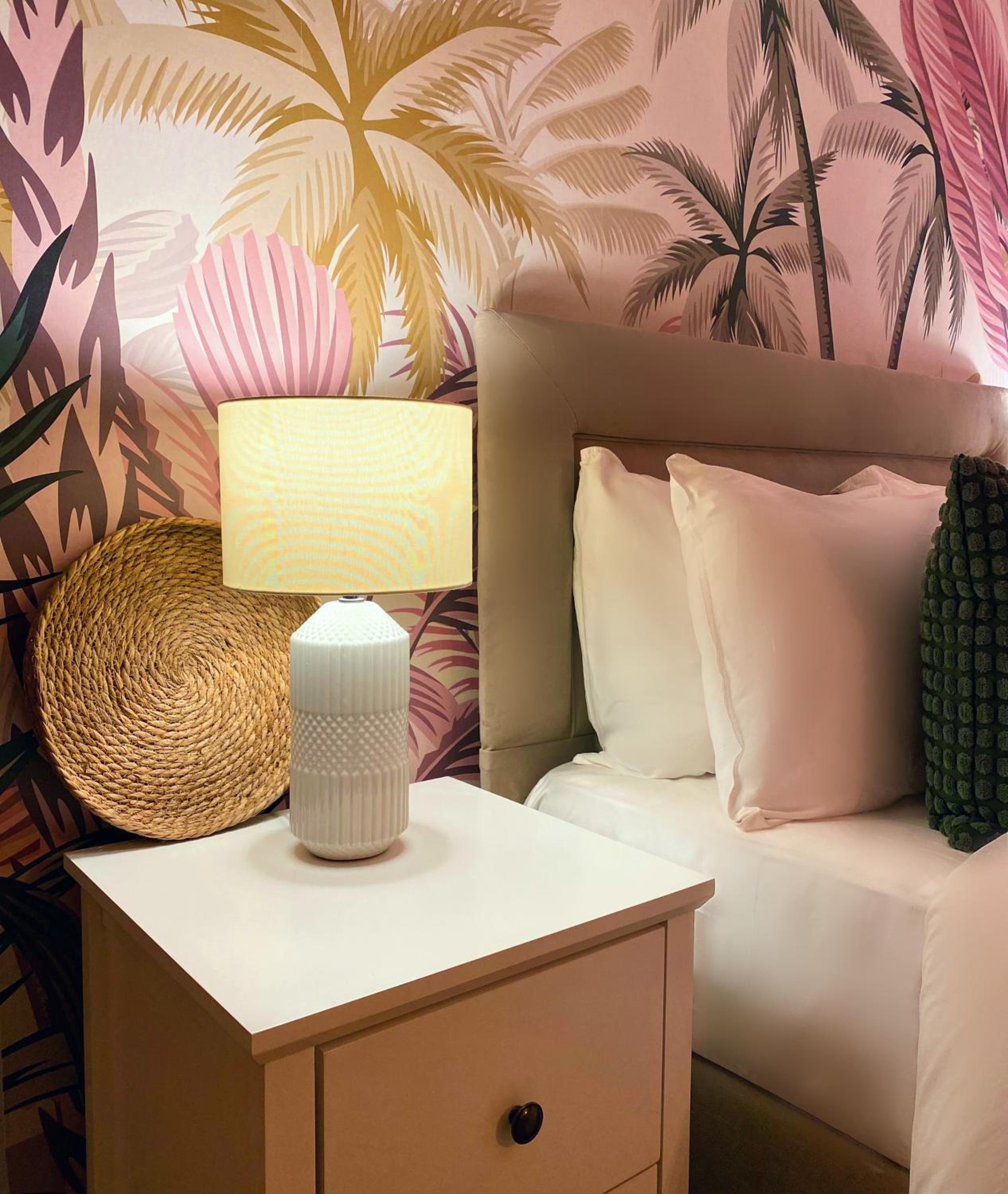Blush Jungle - Homestay