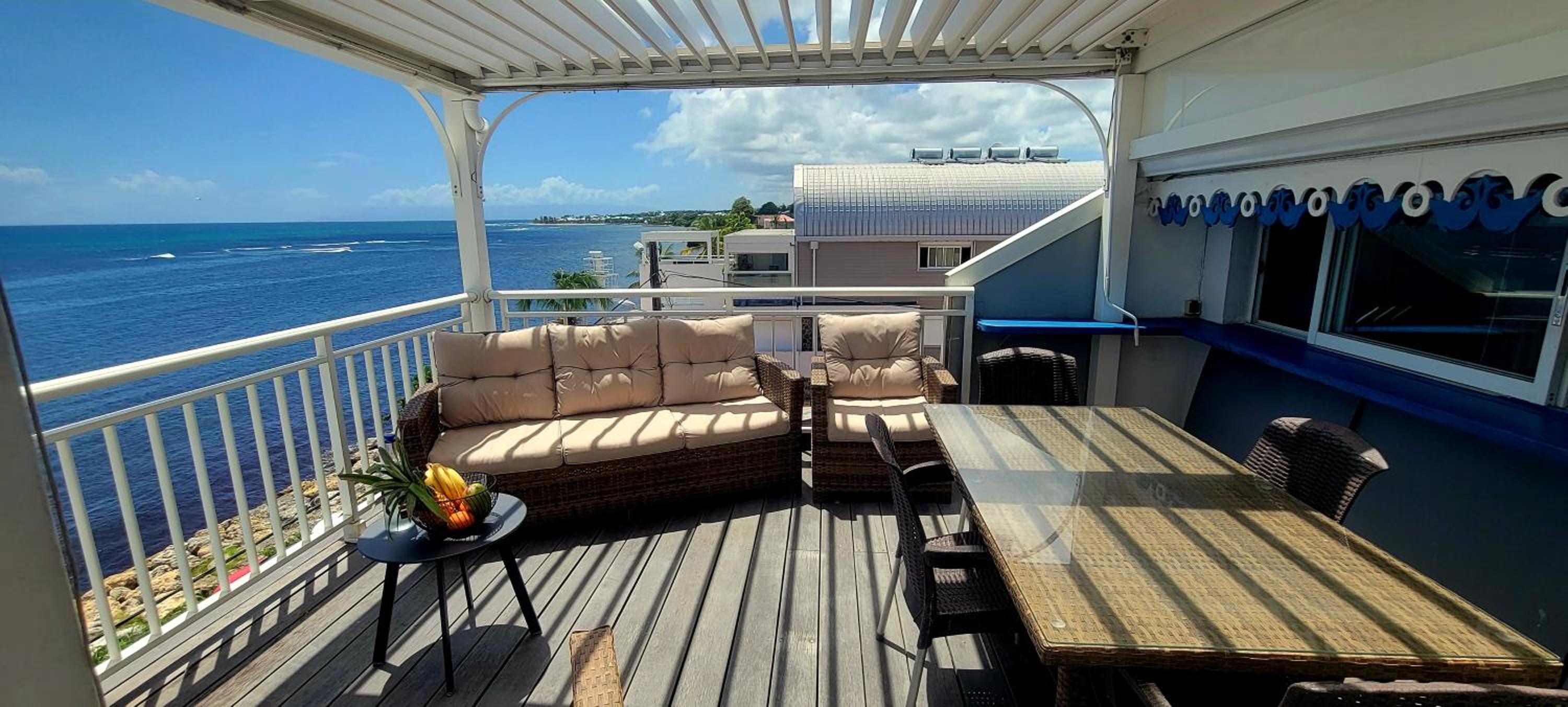 Sublime appartement face à la mer, vue panoramique view 3