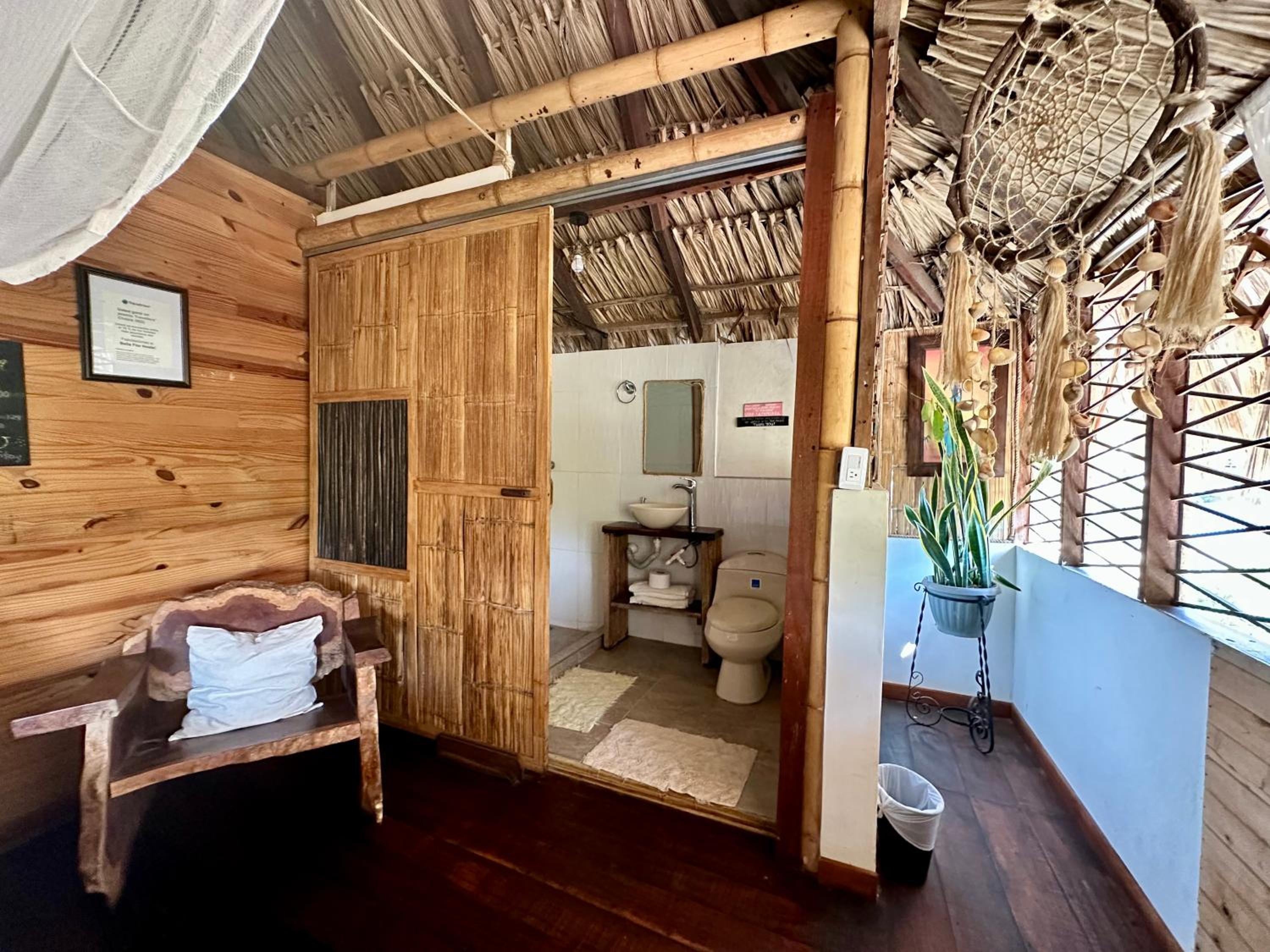 Bella Flor Hostel Palomino