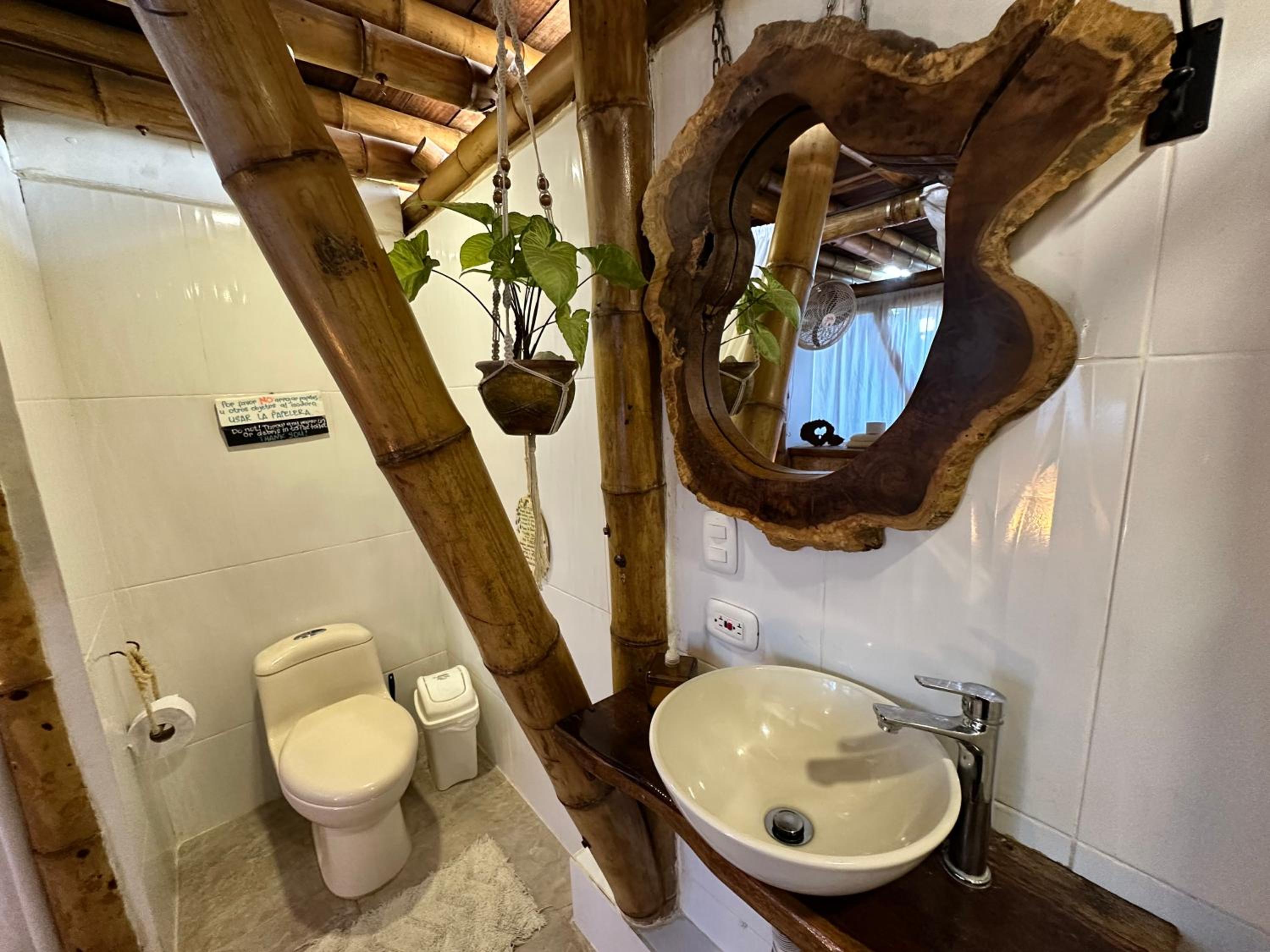 Bella Flor Hostel Palomino