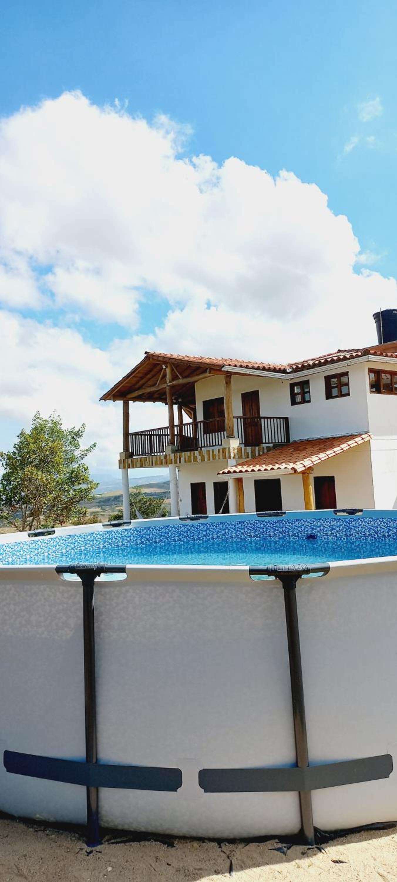 CASAS CAMPESTRES VILLA COVA Da IRIA BARICHARA