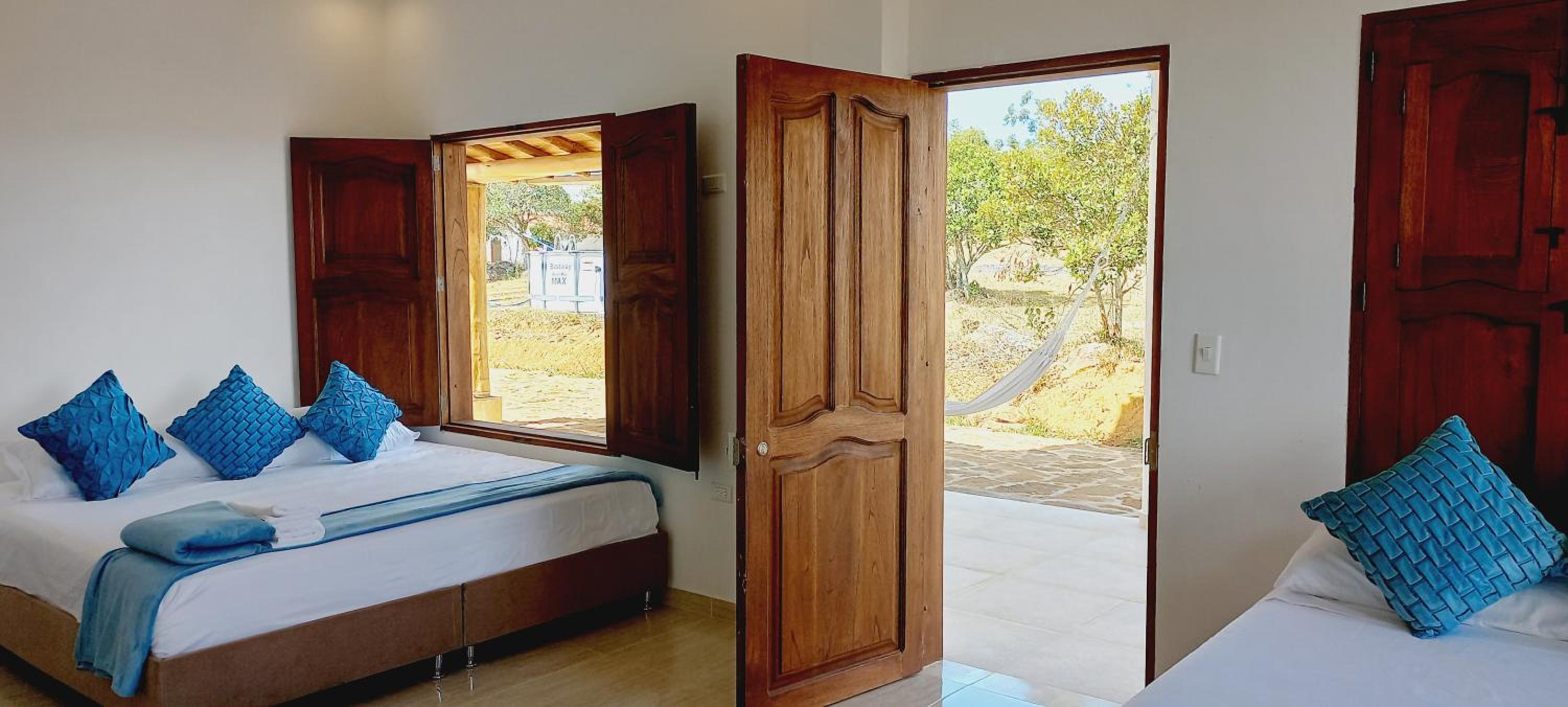 CASAS CAMPESTRES VILLA COVA Da IRIA BARICHARA