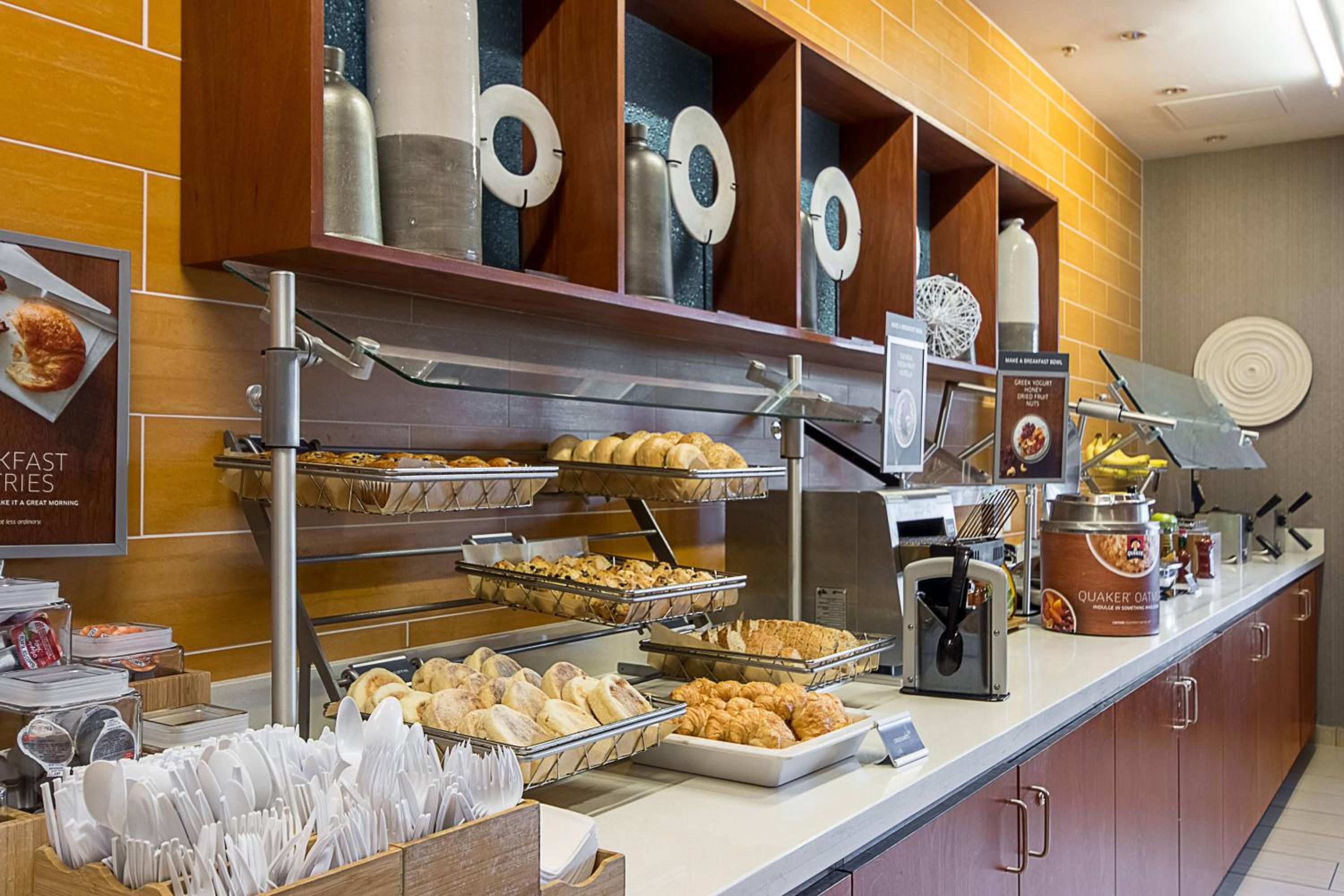 Tampa Vacations - SpringHill Suites Tampa North/Tampa Palms - Property Image 17