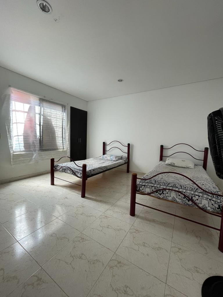 CASA EN FLANDES A 10 MIN DE GIRARDOT