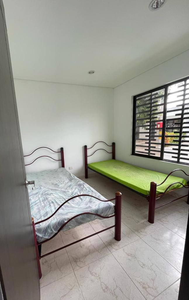 CASA EN FLANDES A 10 MIN DE GIRARDOT