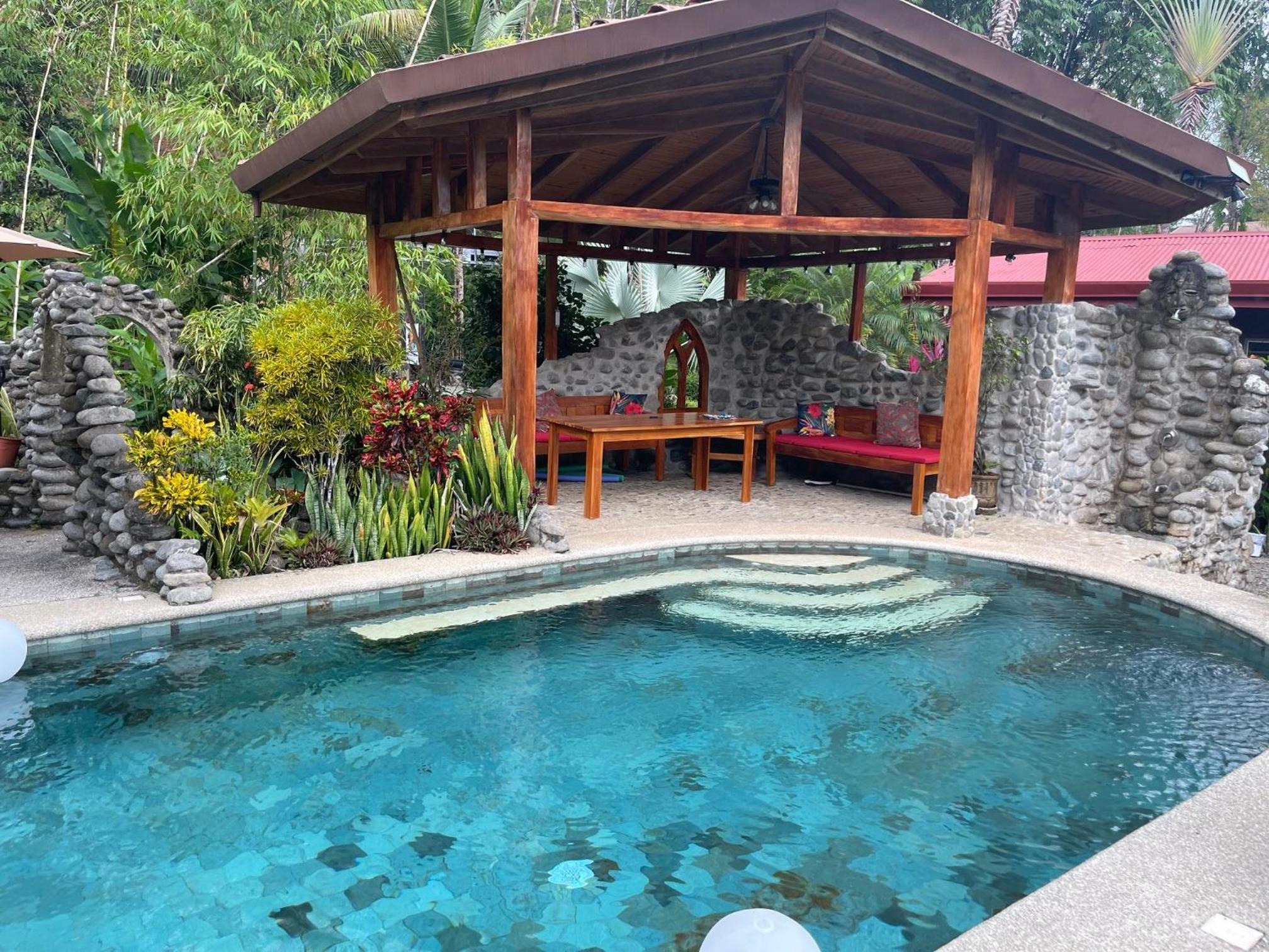 Tortuga Premium Riverfront Jungle Villa with Jacuzzi and Pool