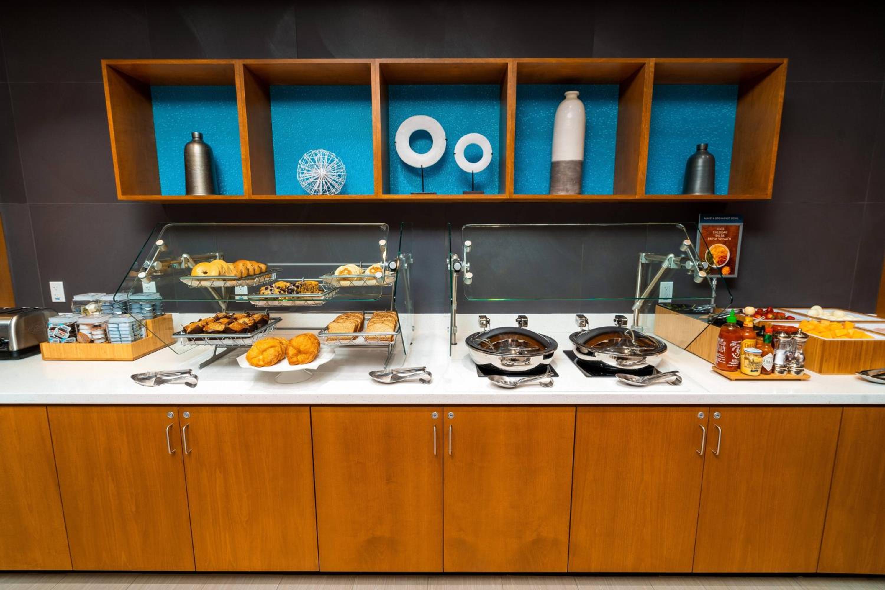 Newark Vacations - SpringHill Suites by Marriott Newark Fremont - Property Image 11