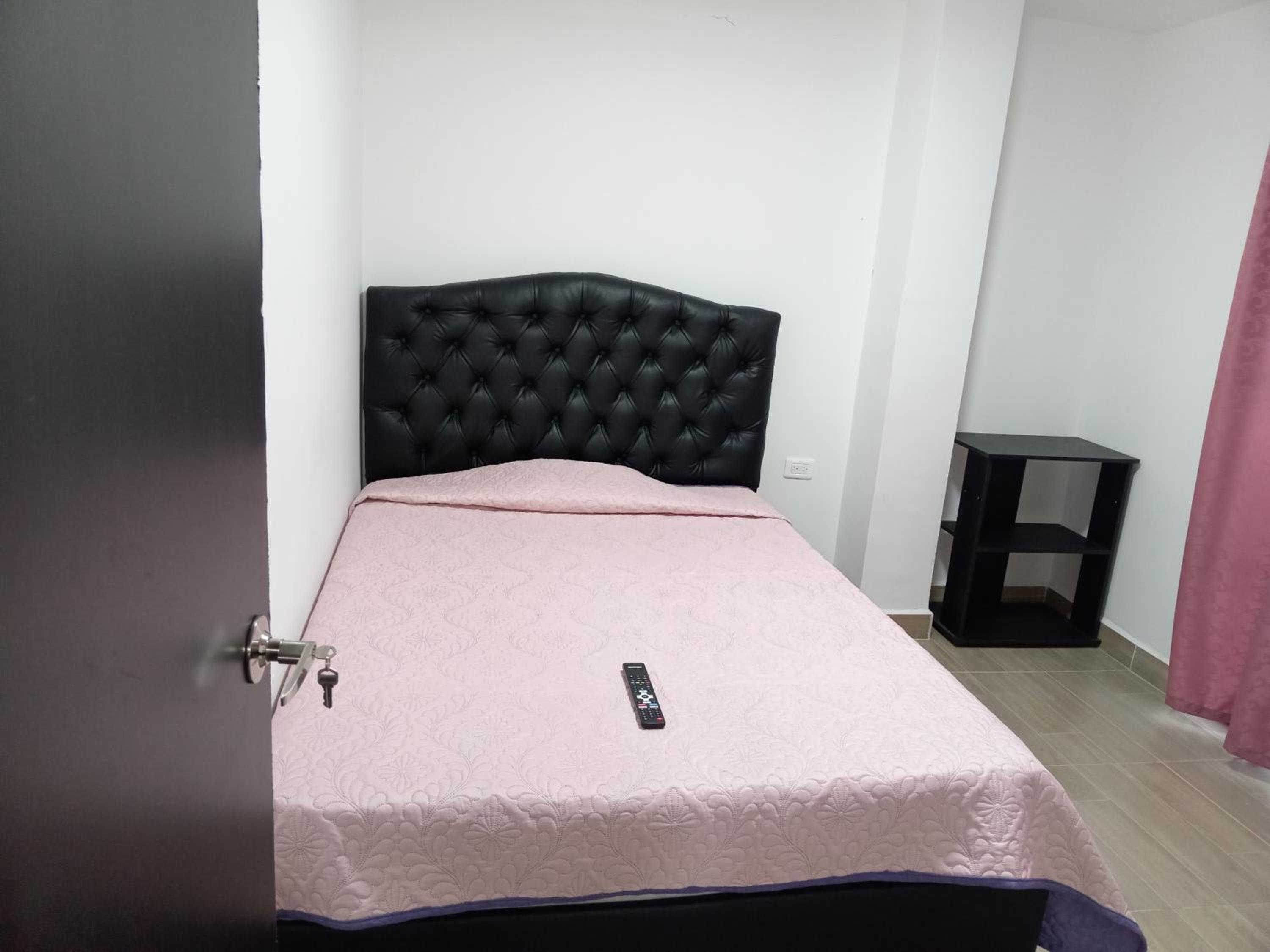 Apartamentos Familiar la 20